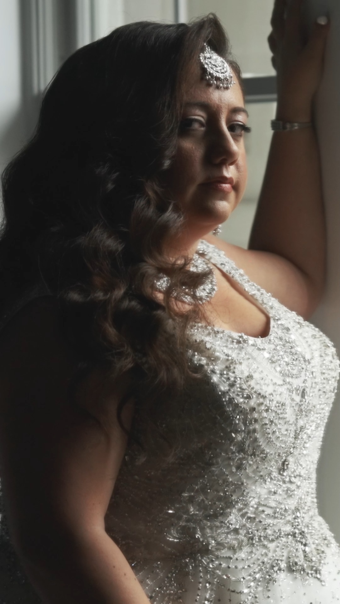 "Till The End Of Time" is out! We finally did it!
Photo: @johnmartinproductions
DJ: @musicisourdna
Decor: @kaoticsoundzdesigns
Venue: @sandcastlevenue
Production: @genesiseventsny
Dress: @lazarobridal / @kleinfeldbridal
Suit: @vista1976
Veil: @nazranaanj
Favors: @zaiqahalalselden
Jewelry: @gennarojewelers / @royal.designsjewelry
Makeup: @thehouseofmakeup
#longislandwedding #weddingfilm #indianfusionweddings #jewishwedding