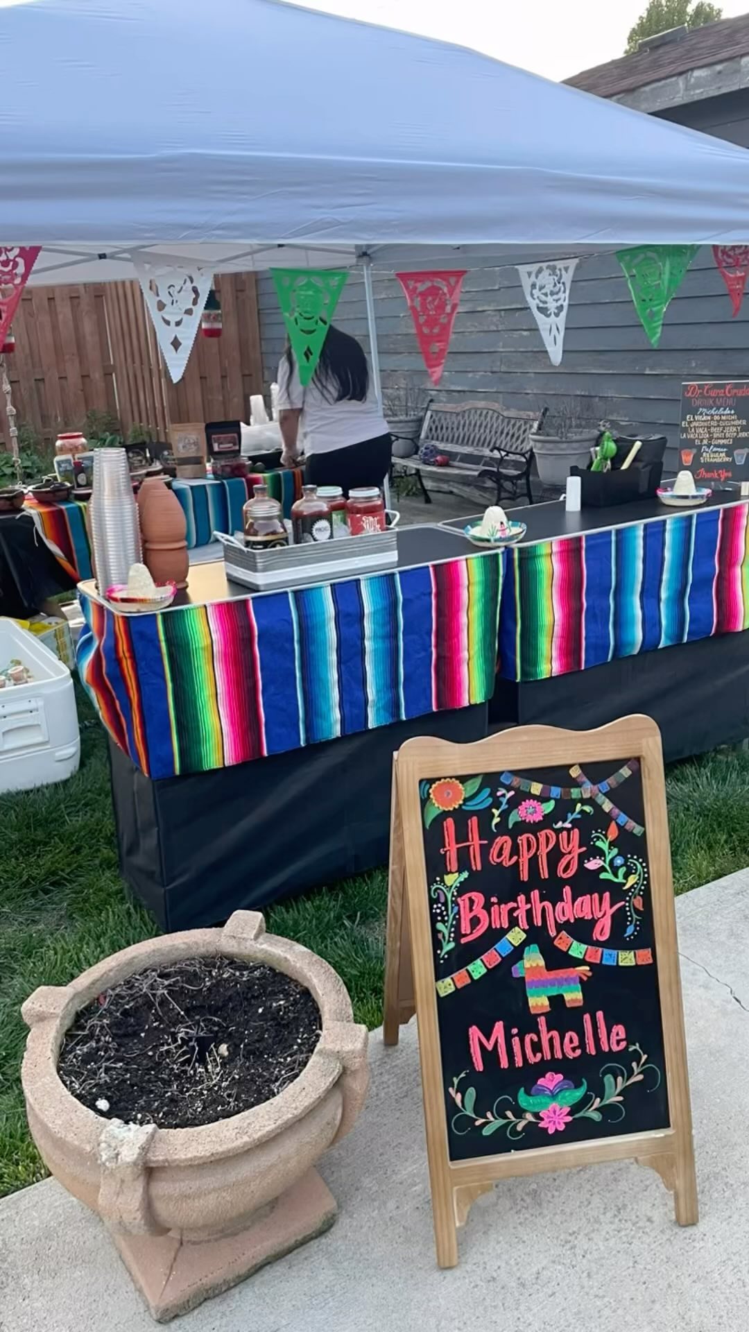 My first event, my cousins 35th birthday party 🥳. Thank you so much for booking me beyond grateful 🙏🏽
#michisandpalomas#palomas#micheladas#