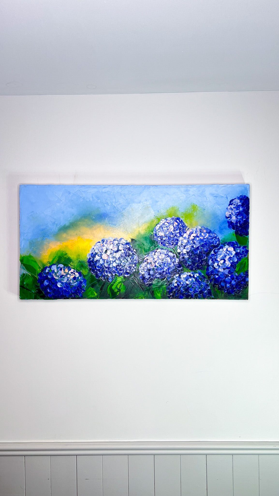 If you are looking for a great idea for a 🎁 gift this March 8th, unwrap to read ⤵️
Gift giving…there’s a lot of thought and devotion that goes behind giving someone a present…
Jewelry, chocolates, gift cards don’t say that. How about something that is timeless, unique, has immense meaning behind it and an investment 🙌🏻🤩😮 a painting! ✨
Painting is available for purchase, dm for inquiries. ⤵️