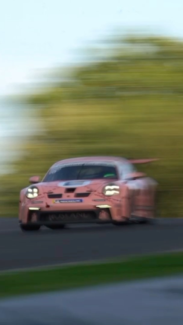 Reflecting on a mega weekend at Brands Hatch just a few weeks ago. Didn’t that Pink Pig livery look insane?! Petition to have this livery for the entire year next year, hopefully…! 😂🏁 #porsche #pinkpigporsche #pinkpig #911gt3 #porsche911 #porschegt3cup #porsche911gt3cup #gt3cup #carreracup #porschecarreracup #porschecarreracupgb #carreracupgb #racing #racecar #itv #btcc #toca #roslandgold #roslandgoldracing #roslandgoldracingbycentury #centurymotorsport #carguystv #joshmalin #joshmalinracing