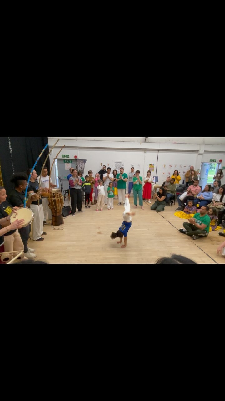 Capoeira solos Criança Lorena- instructor Chokito @chokitonago
event “Encuentro Bullerenguero”
@bullerengue.circle
@capoeiranativoslondon
DM for capoeira classes