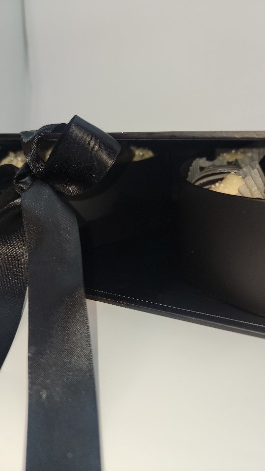 The Valentine's Day Shop is open! (And we have some treats for you this year!) Click the link in the bio to shop now!
-🎨-
-😎-
-🎂-
#createchillcake #ediblecreationsforall #loungincake #valentinesdaybundle