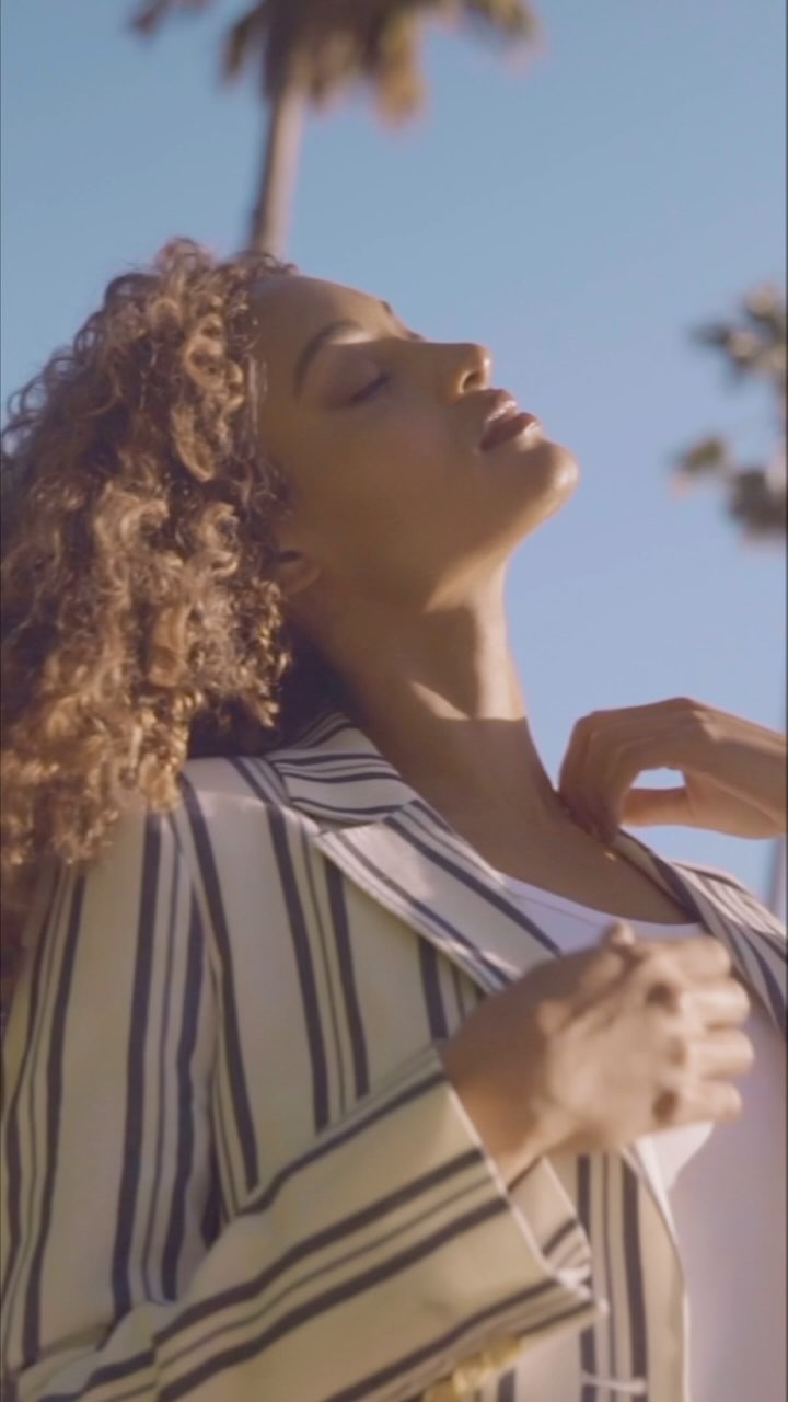 Nothing makes me happier than hearing how my work has impacted my clients. Here’s what @godwincharli had to say about their experience with @veloursmedia : “Stephane’s incredibly easy to work with, he maintains a great attitude on set and I couldn’t recommend him any more than I do.” Thank you @Godwincharli for trusting me to capture your story. 💌 #ClientLove #TestimonialTuesday #VeloursMedia #godwincharli #fashion