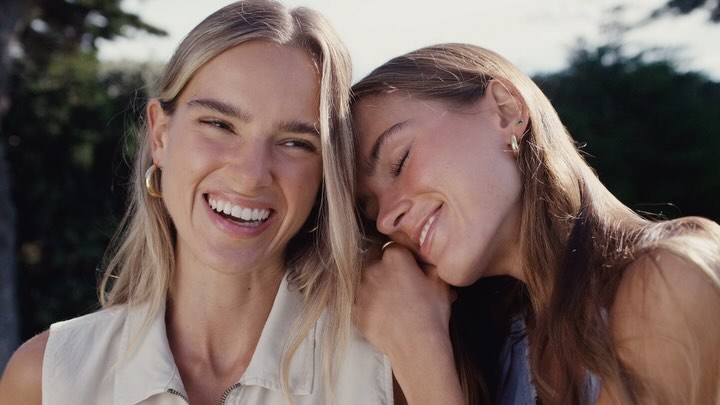 Happy International Women’s Day 🤍 The @belladahl collection is built with timeless grace and a lifestyle that leaves behind a legacy.