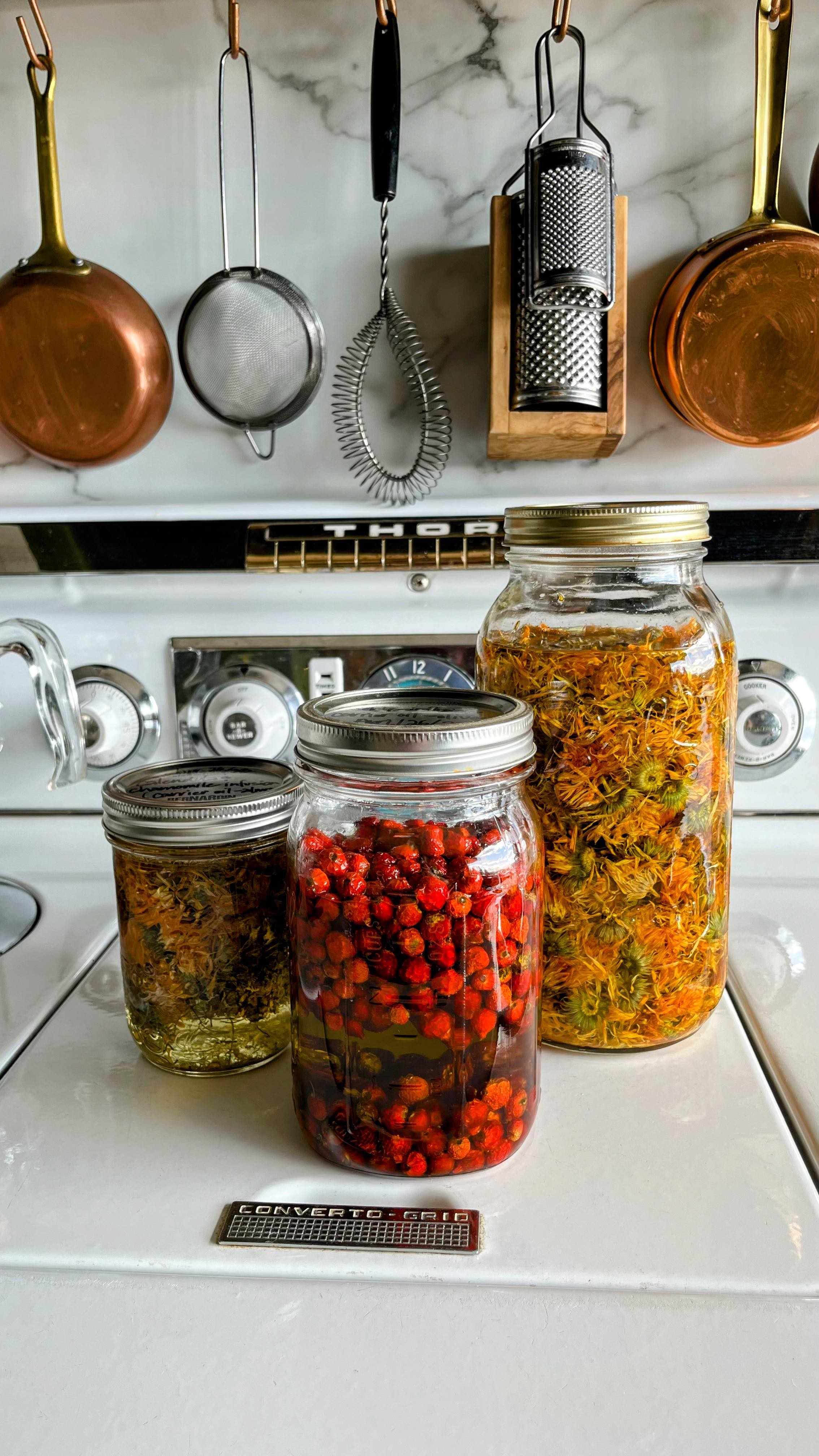 A throw-together reel while I’m in the kitchen but here’s what I’m up to right now! These infusions will be added to the farm’s tallow skincare products after they’ve sat for the required time. There’s so much goodness that a simple plant can offer…isn’t nature awesome?!
#tallowskincare #calendula #chamomile #rosehips #oilinfusion #homemade #homemadeskincare #farmtwo53