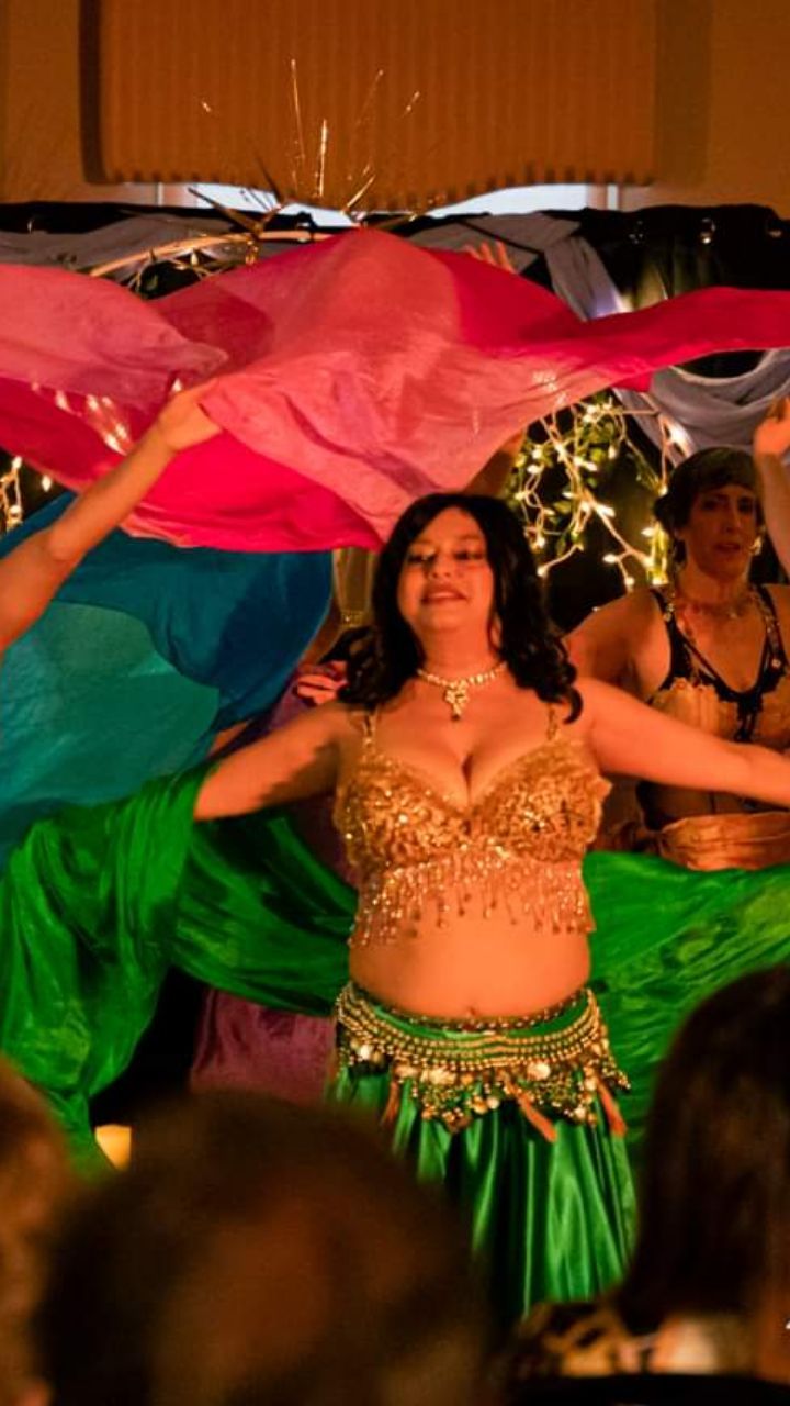 We are still glowing from our beautiful In Bloom show! Our hearts are so full 🥰
Thank you to all who came and shared in the joy of the evening. We're so grateful for the very special community we have around us 🌸💕
Cover Photo by @4kwfriendly
Video by @basicworlddevon
, Alex Donald and @siyobin
#bellydance #bellydanceontario
#guelph #guelphdance #kwawesome #dancers #guelphdancestudio #kwdance #fusiondance #transculturalfusion #transculturaldance