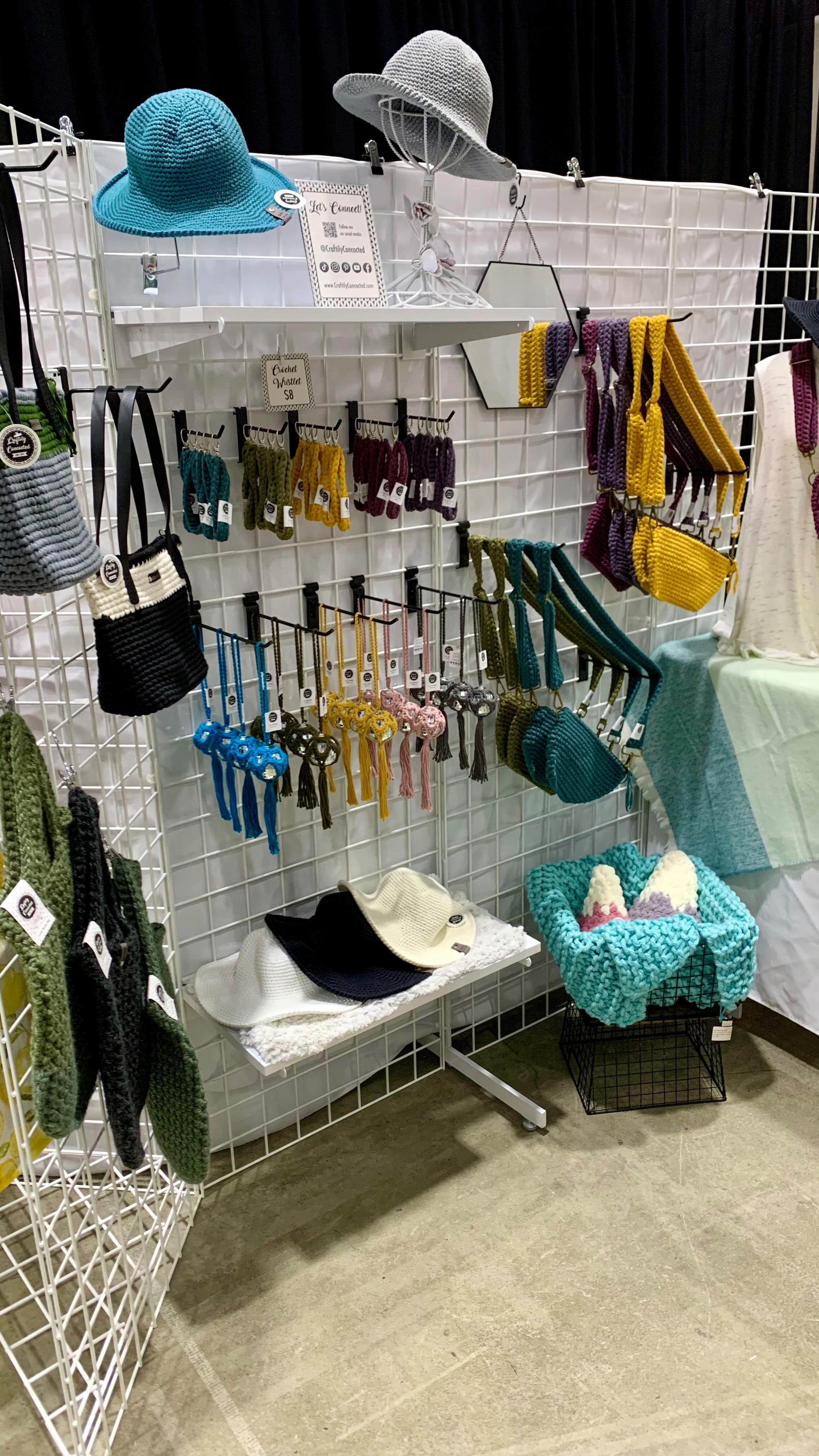 👀Looking for something fun to do this weekend? Come see me and so many more vendors @custer_shows at the Spokane Fairgrounds!! 🎪 Grab some cotton candy, chat with local artists about their craft, and maybe do a little shopping! 🛍️
🌷🌷🌷🌷🌷
Friday 10-7
Saturday 10-6
Sunday 10-4
🌷🌷🌷🌷🌷
#spokanedoesntsuck #spokane #spokanesmallbusiness