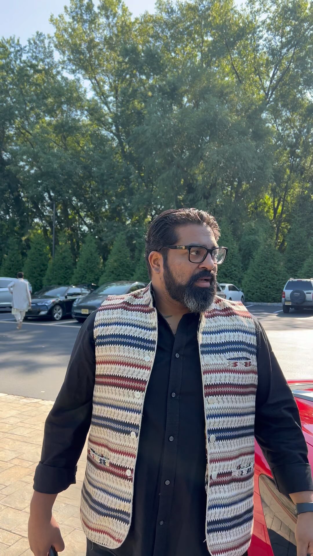 We do Baarats just a little different 🤷♀️
🎧 @itsdjsmith
🎤 @theycallmevig
#indianwedding #baarat #bride #groom #indianweddingdj #indian #indianbride #bollywood #desi #brown