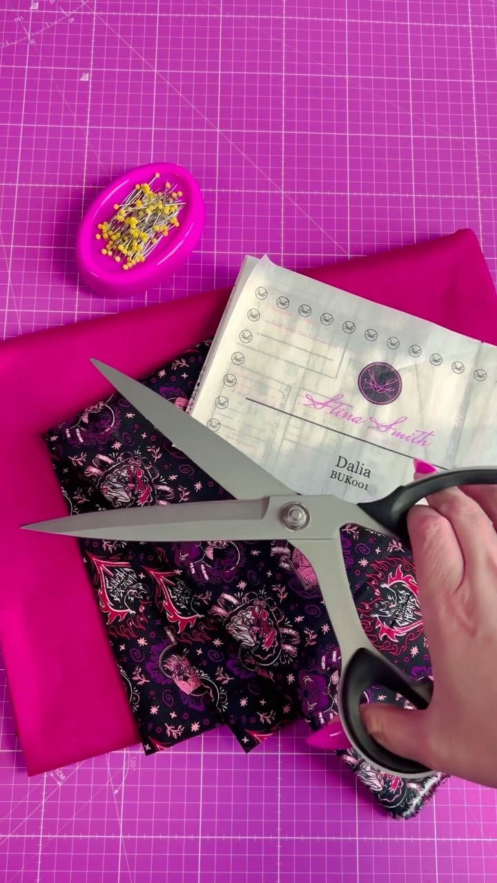 Before ✨ After
.
Always make your garments just as pretty on the inside as on the outside. I love this Disney villain fabric I used for the pockets and waistband lining.
.
.
.
#pants #sewingpants #visygale #sygal #sewing #Sew #sewingcommunity #lovesewing #patterncutting #sewingreels #fashiondesign #fabric #fashion #sewersofinstagram #sewingstudio #janome #bespoke #handmade #supportsmallbusiness #bosswoman #couture #instasew #passion #disney #disneyvillain #pink