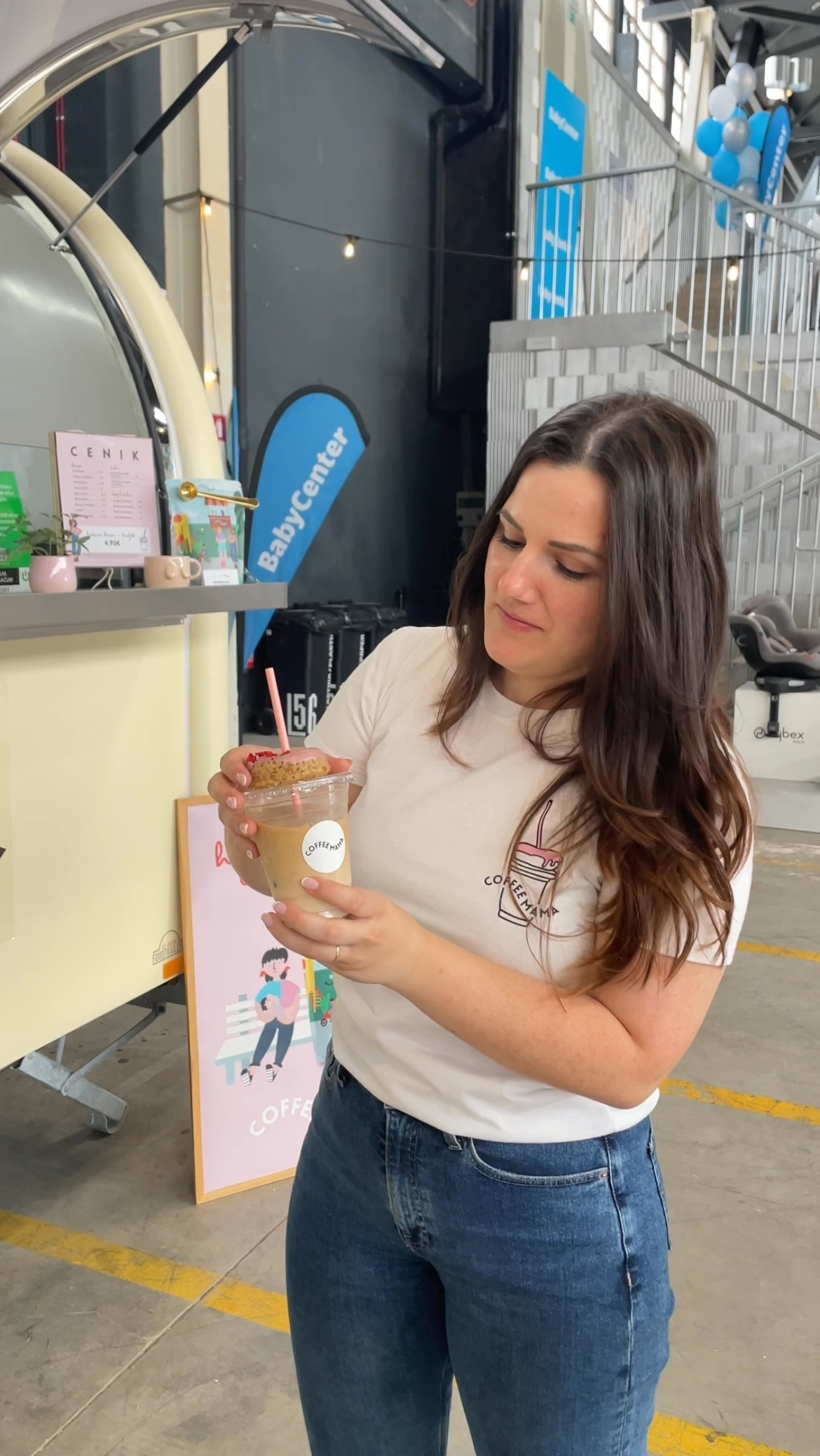 A big THANK YOU 🙏🏻 to all of you who visited our Coffeemama booth! Your smiles and love for coffee made our experience unforgettable.
We hope our delicious coffee adds a little extra joy to your day.
Share and like and spread the love for coffee! 🌟☕️
#babyexpo #minivlog #coffeemama #decaf #newproduct #coffeevlog #graincoffee #newmoms #moms #halfcaff #coffee