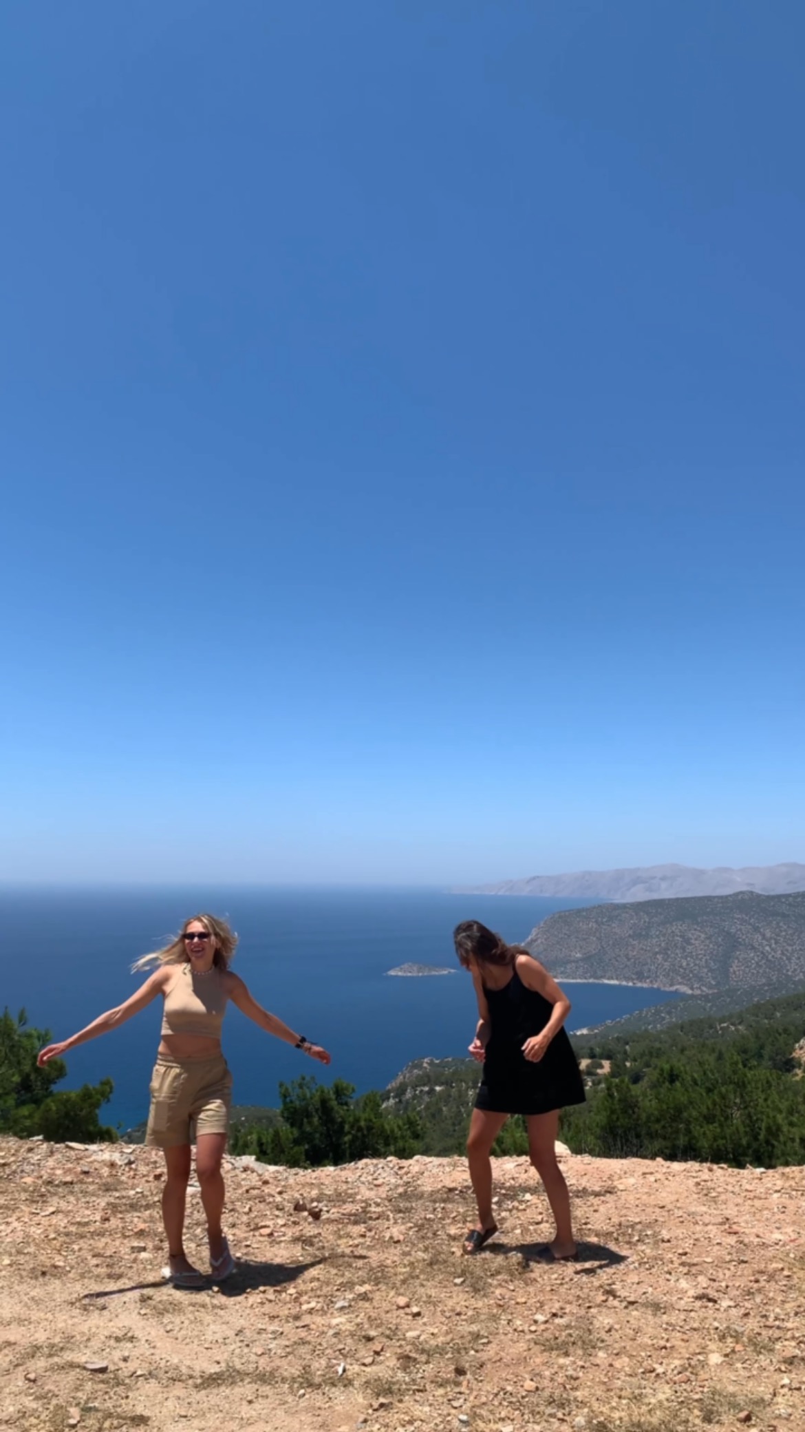 Nasza kiterodzina ❤️
@keny_on_board - Keny Familly Center
@deweronika
@dotka__
@bartololl
@magda_michalakk
@klaudialisak
@jasiu.9
@kobyr00
@fonepolska
@manerapolska
#staysalty #seaya