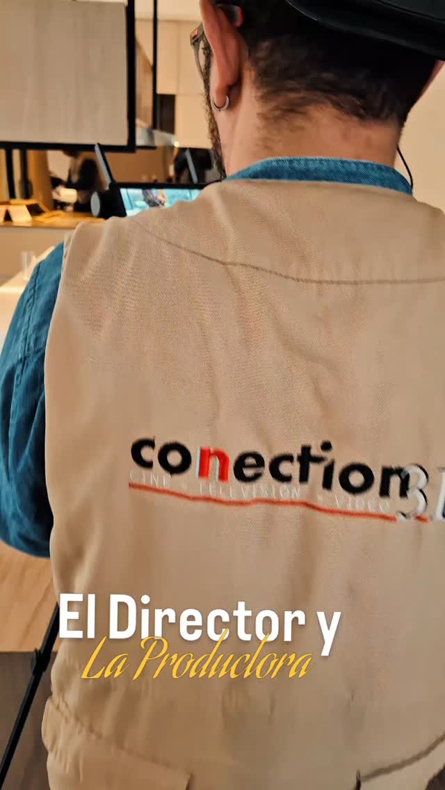 No todas las historias se escriben con palabras.
La del director y la productora continúa entre luces, enfoque y visión compartida.
Ahora, las ideas se convierten en imágenes… y el cine comienza a hablar.
Las historias tienen poder!
¿Listo para contar la tuya con calidad profesional?
#cinedigital
#videocorporativo
#eldirectorylaproductora