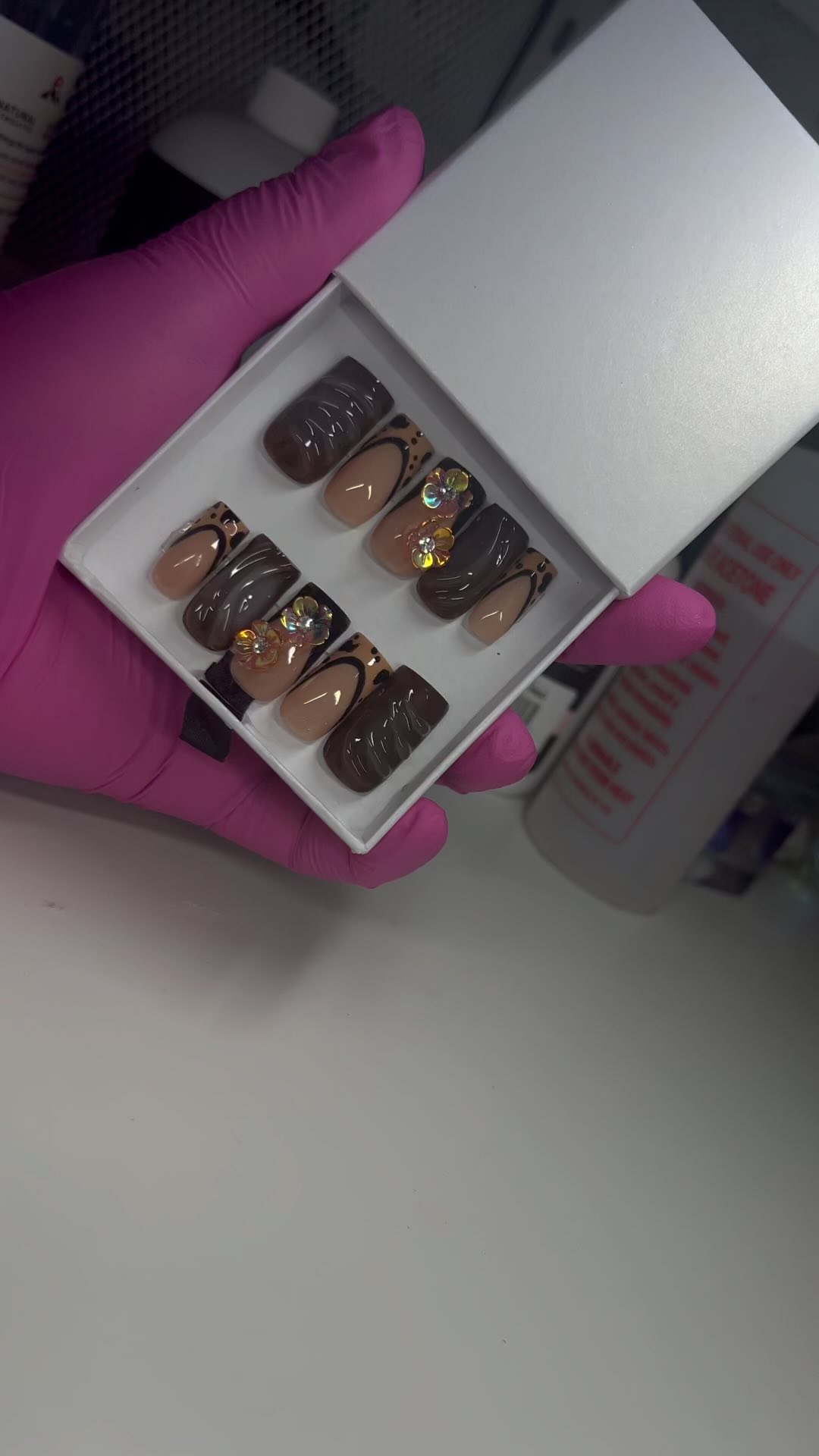 Now accepting orders again 🥰😇😘