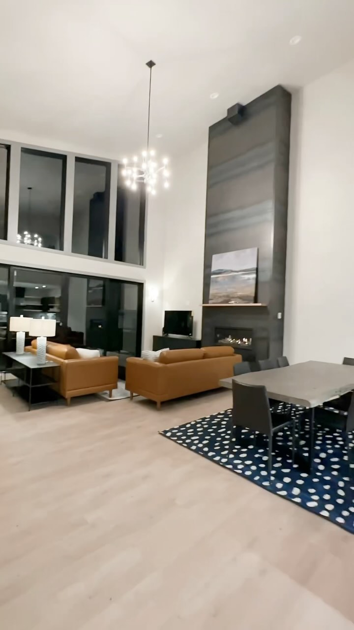 Getting ready for the final touches before we list this Whitefish rental. Can’t believe we’re so close to completing this project! Who wouldn’t want to gather with their favorite people here? #whitefishmontana #vacationrental #interiordesign #interiordecor #luxuryrental #montanavacation #strongholddesign