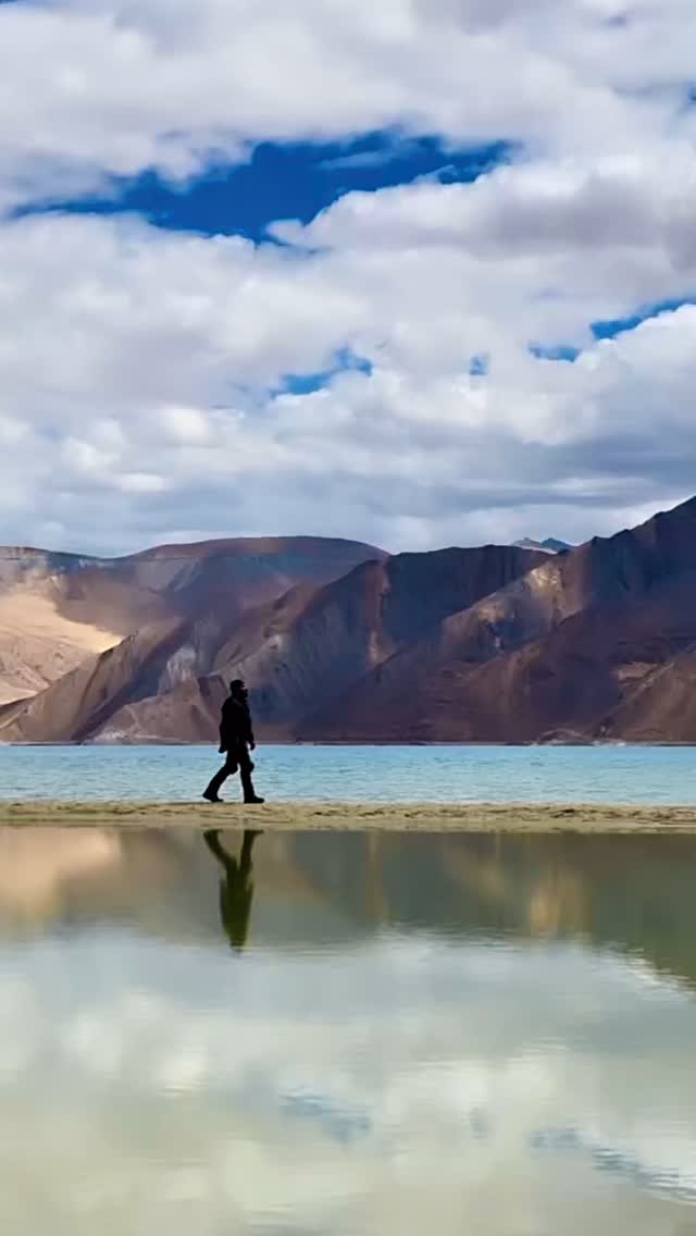 Walking on a dream. ✨🪞🚶♂️
📷 @vasanth_yellapu
#Throwback