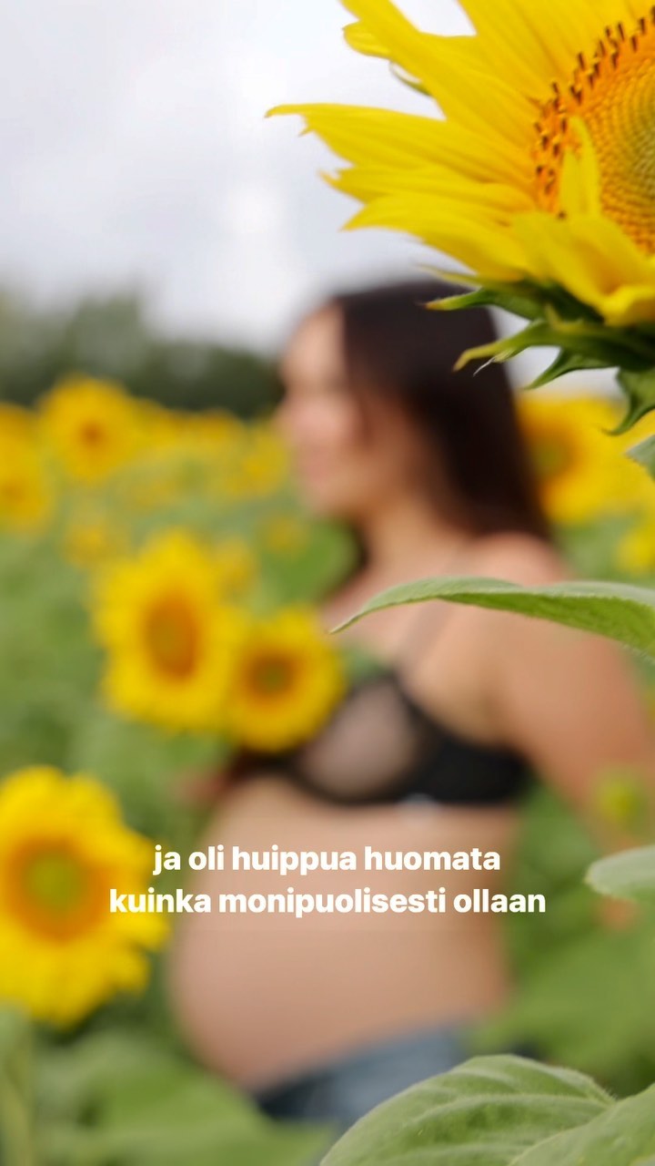 Tässä kevyt yhteen veto mitä kaikkea sitä on tullut vuosien varrella tehtyä🔥
Keräsimme erilaisista projekteista materiaalia yhteen! Hauska huomata kuinka monipuolisesti ollaan saatu toimia erilaisissa kuvauksissa, videotuotannoissa, sekä somemanageroinneissa!
#markkinointi #videotuotanto #markkinointiviestintä #markkinointitoimisto #markkinointi #videokuvaus #videokuvauslahti