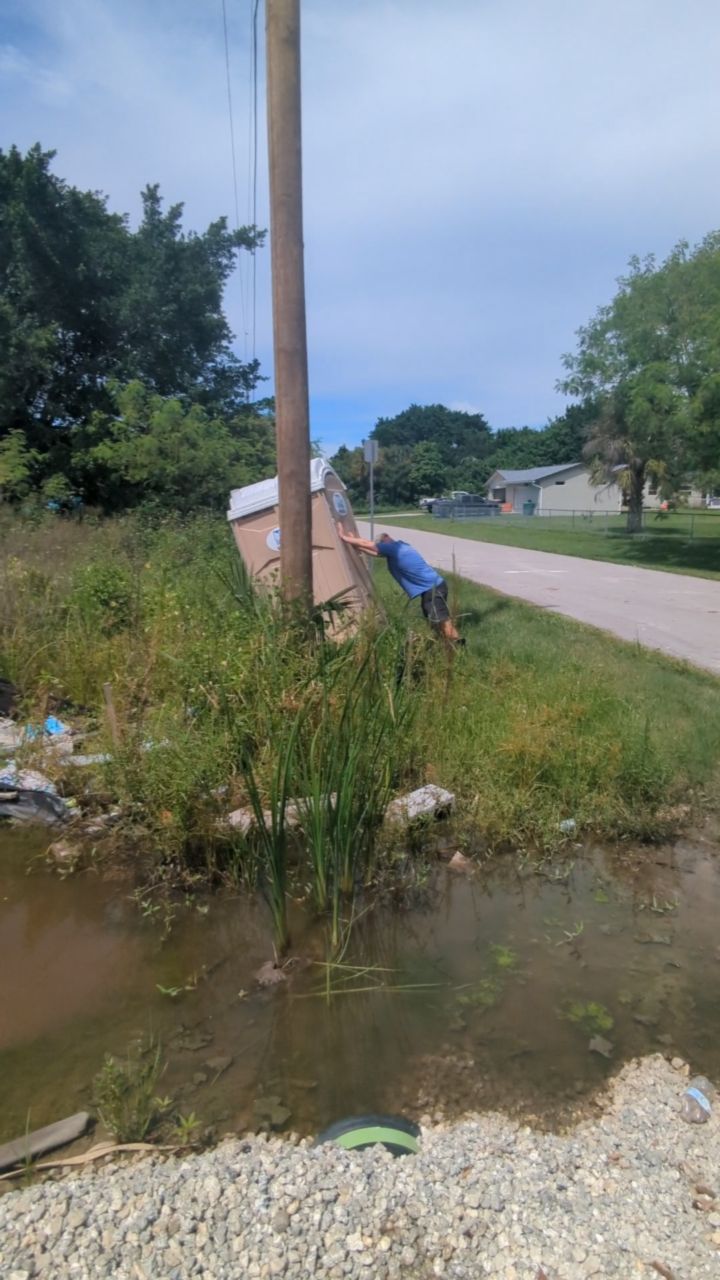 It's Monday, get out there and get S*** done!
.
.
.
.
#qualityhomesofpc #reels #instareels #thedirtysideofconstruction #workinghard #constructionlife #constructionsite #mondaymotivation #lifeofasuperintendent