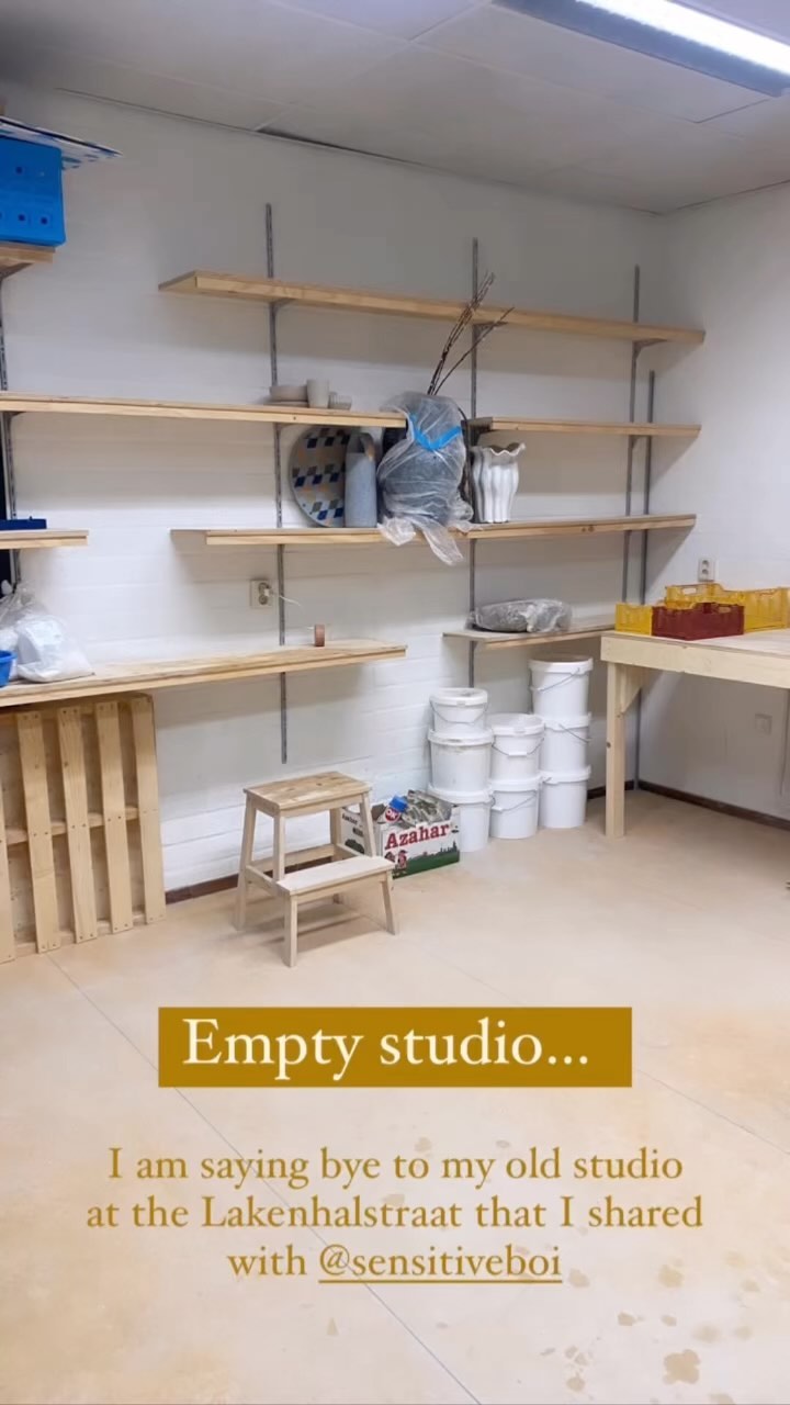 A throwback to the first months in my new studio. Three weeks ago I had my studio opening party that was a blast and now I am almost all settled down. Soon production will be flowing and new pottery courses will start.
I want to thank all the people who helped me out to build this dream studio. Thank you mom for borrowing your car a million times. And thank you Ben for building me a staircase, and thanks so much Roxanne, Karlijn, Kai, Gina and my father for helping me paint, fix and build stuff. And also thank you Cleo for helping host the party. Love you all! 💕
#ceramics #ceramicstudio #potterystudio #clay #wheelthrowing #handbuiltceramics #dreamstudio #artamsterdam #slowmade