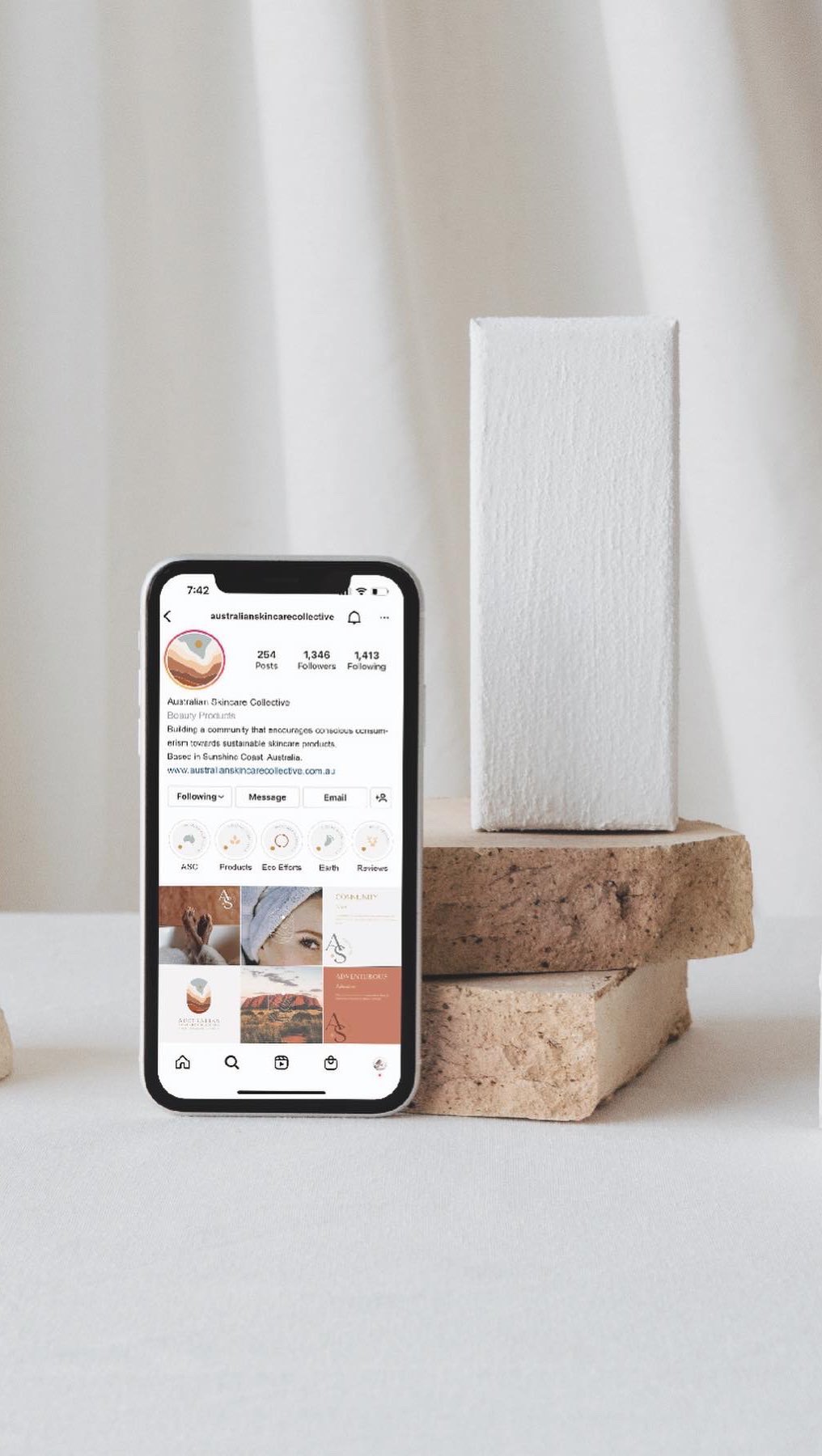 An Australiana Branding Concept For a Sustainable Skincare Company 〰️ I had so much fun creating this.
Australian Skincare Collective • Ethical, Sustainable and Australian beauty products that encourage conscious consumerism.
〰️ I have released a three part series of this brand reveal on my profile.
The Australian Skincare Collective (ASC) will be an online retail platform for small businesses and consumers to connect; cultivating a community for those who share a passion for quality, sustainable, Australian skincare brands.
ASC has conducted a soft launch, and is currently building up their repertoire of incredible brands. If you know of an Australian sustainable skincare company - reach out to them via Instagram.
@australianskincareco
-
#australianskincarebrands
#australianskincare
#beautybranding
#skincarebranding
#branddesign
#graphicdesigner
#graphicdesignmelbourne #graphicdesignerperth
#brandingdesign
#brandideas
#logodesign
#modernlogo
#minimallogodesign
#freelancedesigner #freelancegraphicdesign