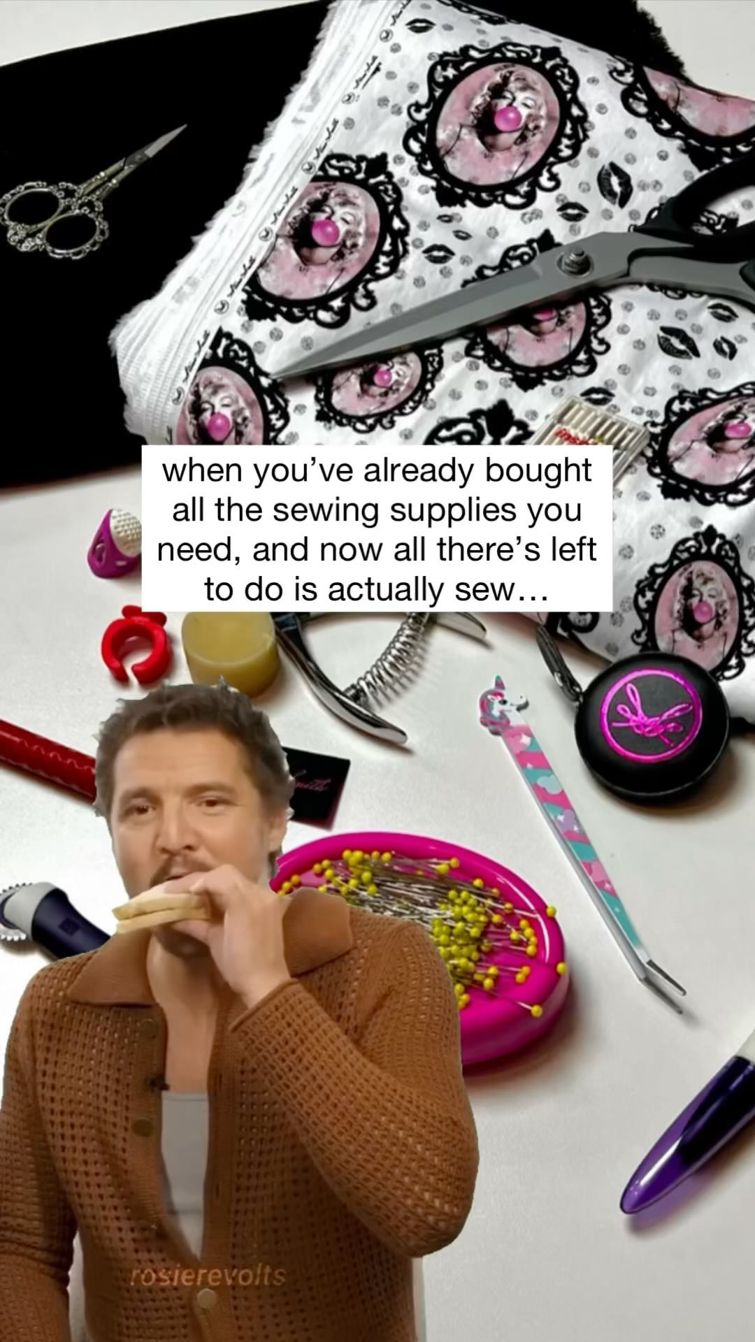 I’ve already done all the work in my head. Twice💀
#fashiondesigner #sewing #artist #fashion #procrastinaton #stoffgal #visygale #fabric #lovesewing #pedropascal #sewingproject
#sewingisfun #sewingstudio #fashionsewing #sewingpatterns #couture #handmade #sewinglovers