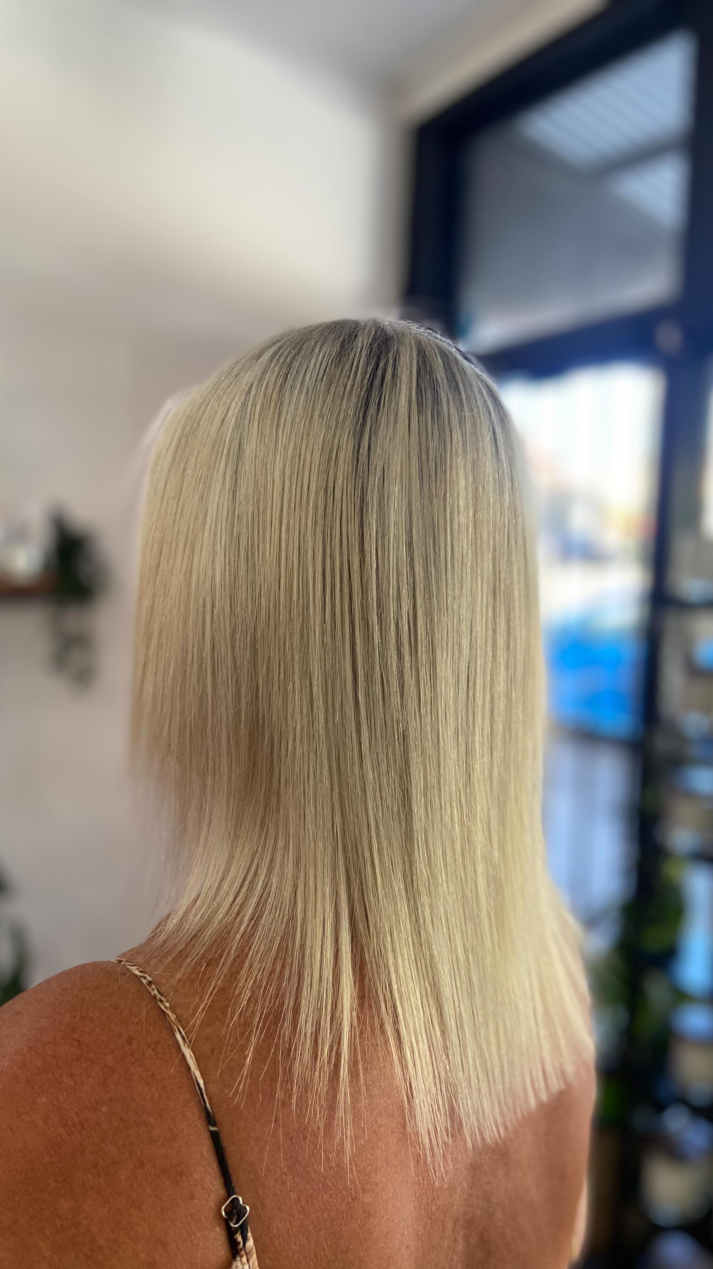 For beautiful soft shiny hair our Alfaparf Gloss Toners are changing the game! Our favourite combo at the moment is this gorgeous 010.21 and 010.12. How amazing😍
Are you unhappy with your blonde? Come have a chat to us at 224 Brunker Rd, Adamstown NSW or give us a call on ☎️ (02) 4044 3141.
#toner #alfaparfproucts #alfaparfglosstoner #alfaparfcolourwear #alfaparfmilano #alfaparfsalon #newcastlehairsalon #adamstown #hairtoner #blondespecialist #hairgoals #newcastlensw #newcastlehairdresser #ecofriendly #vegancolours #veganfriendly #hairtrends