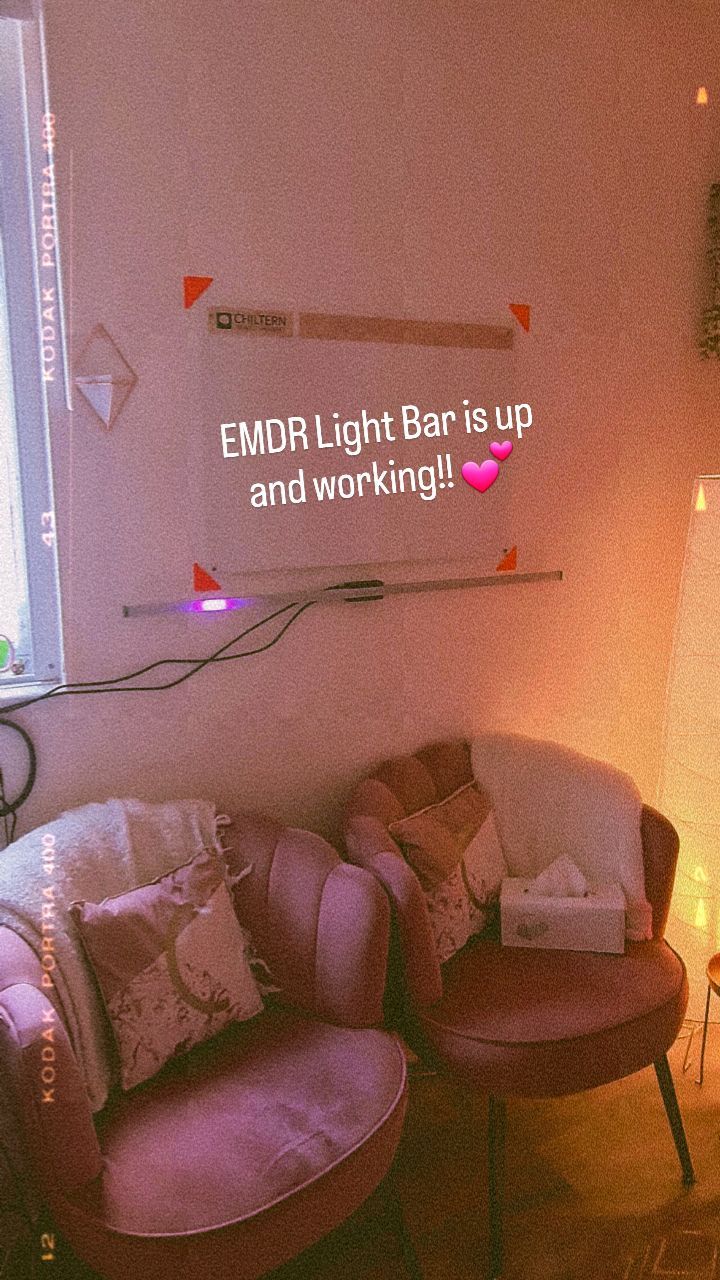 Our new EMDR Light Bar is up and working 💕