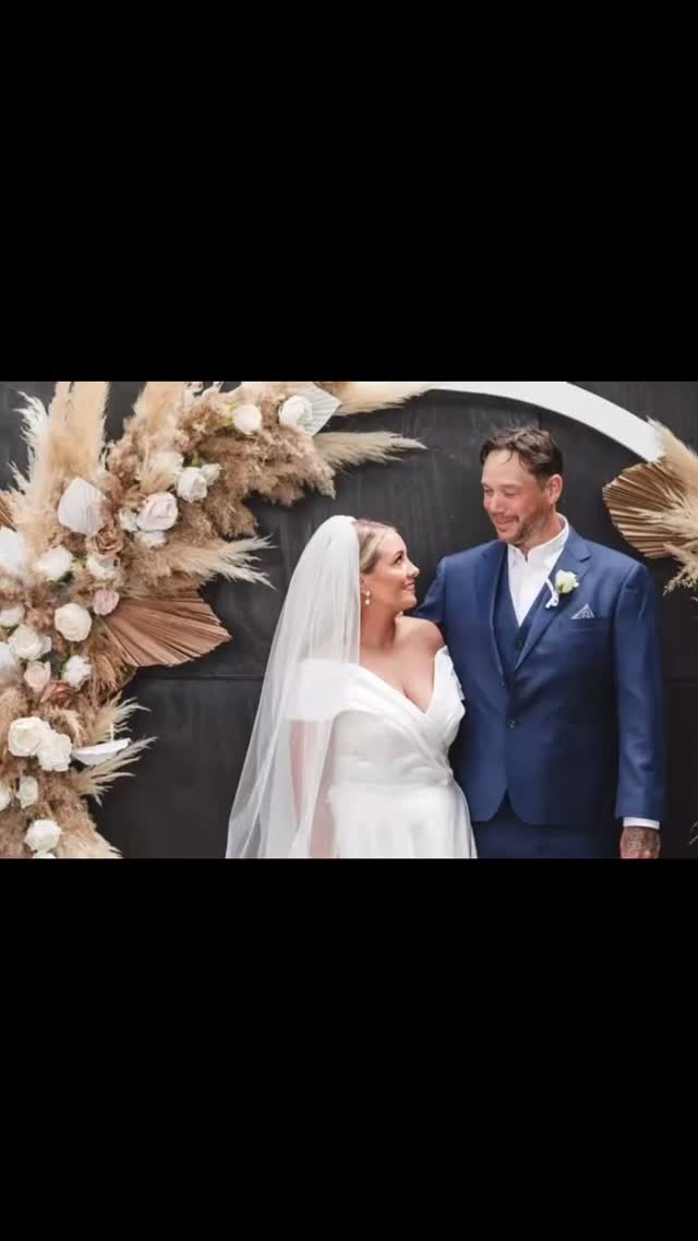 There are so many amazing photos for this divine couples wedding, we just had to make a reel! ❤️
@louisajonesphotography
@celebrant_ajenkins
@industry26_cafe