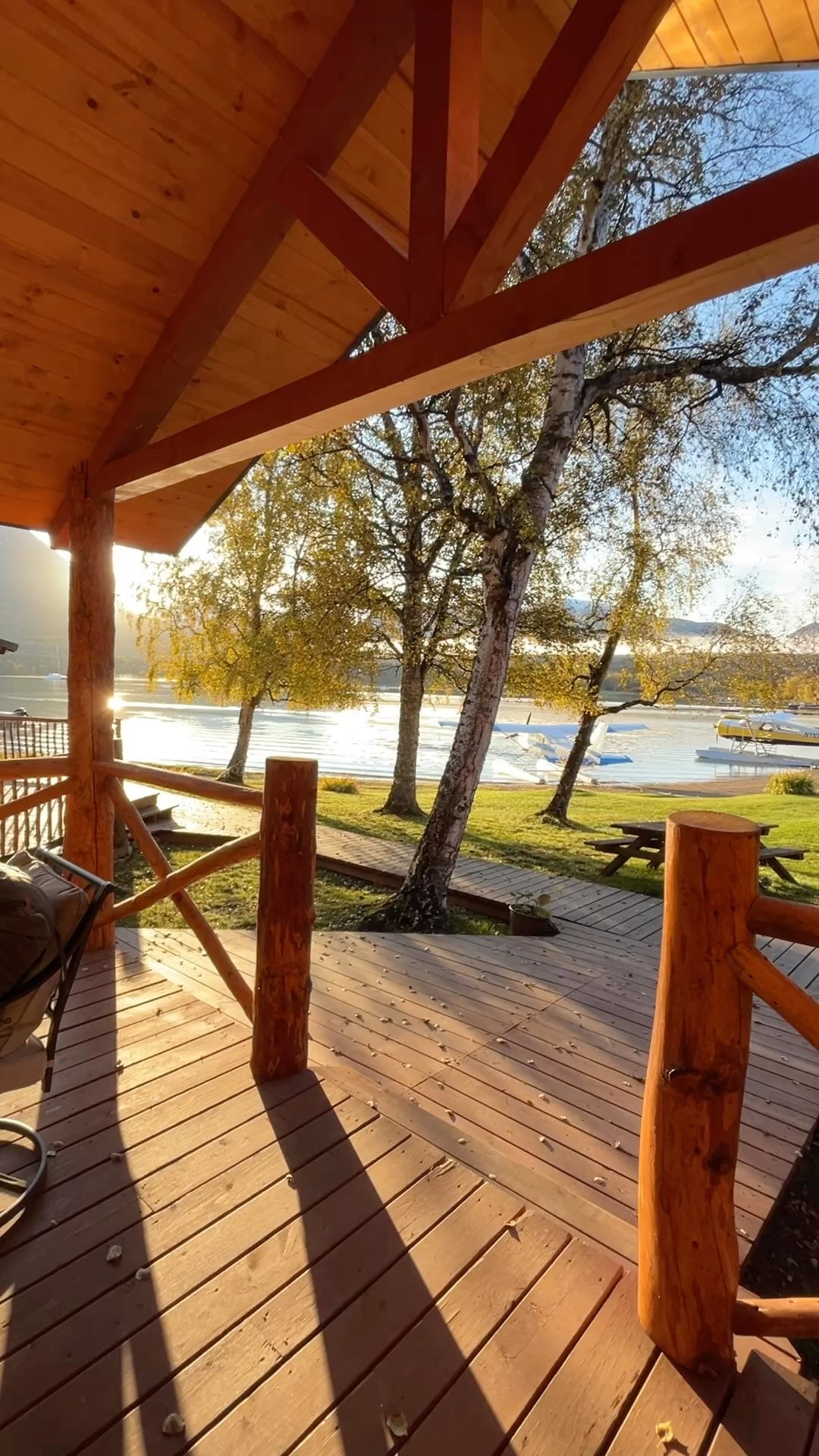 Good fall morning from Lake Clark Resort ☀️
Vidéo by @davbiepro
#alaska #reels #lakeclarkresort