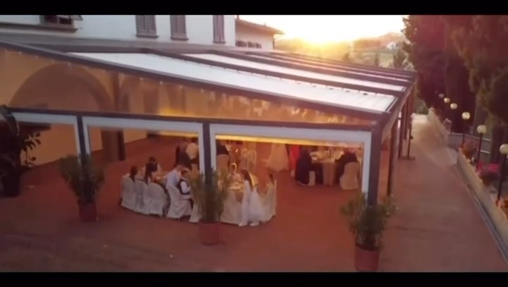 🇮🇹 Il Dehors di Villa Le Sorti!
Venite a scoprire il nostro Dehors uno spazio unico che vi garantisce sicurezza anche in caso di pioggia!
🇬🇧 The Dehors of Villa Le Sorti! ✨
.
.
.
#villalesorti #weddingvenue #wedding #location #locationeventi #redcarpet #weddingday #weddingdecor #weddingphotography #weddingstyle #weddingdesign #weddingphotographer #weddinglocation #locationmatrimonio #locationtop #weddingtime #giardinodegliagrumi #tuscanywedding #tuscany #italianwedding #weddingitaly #wedding2024 #vintage #lights #nottestellata #wedding2025