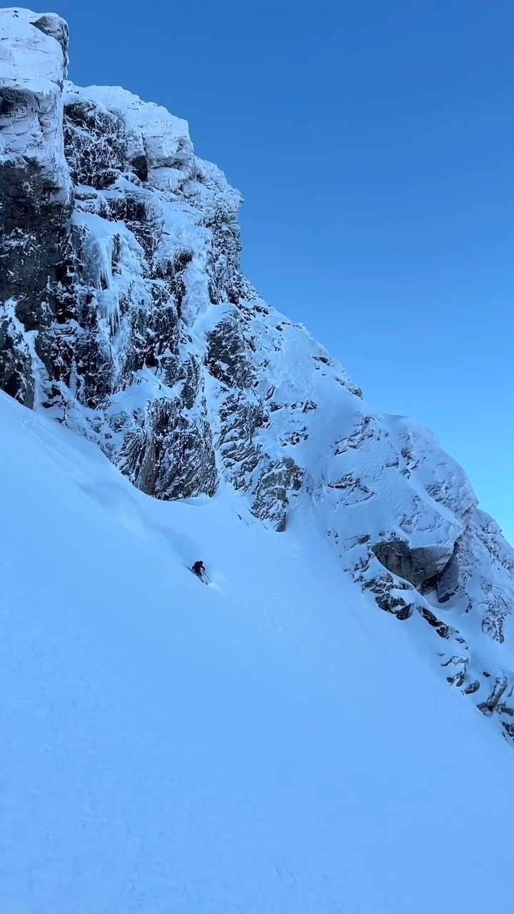 Its on like Donkey Kong!
#flyytguiding #nortind #skivegleder #visitjotunheimen
#topptur #backcountryskiing #randonnée