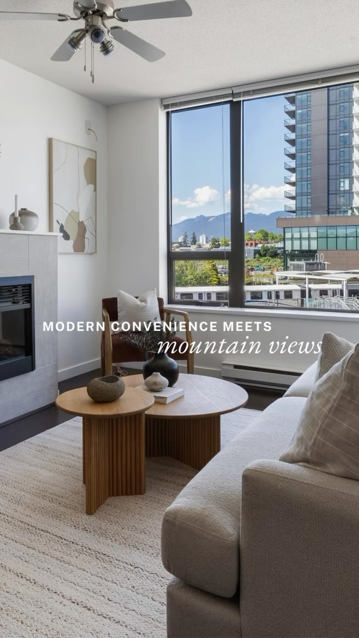 â¨Modern convenience meets mountain views in this impeccably well-maintained 1-bed, 1-bath home in the heart of Brentwood!
đ 703 4118 Dawson Stret, Vancouver
đ 1 bed
đ 1 bath
đ 635 sf
đˇď¸ Listed for $589,000
Impeccably well-maintained 1-bed, 1-bath residence built by Anthem. Freshly painted throughout with new carpet in the bedroom. The kitchen includes updated appliances and open-concept design ideal for entertaining. Enjoy the fireplace in winter and take in year-round views to the mountains from all rooms and the covered balcony. This home provides easy access to schools, Gilmore Skytrain station, and the Amazing Brentwood and Solo District shopping area. Residents also enjoy a wide range of amenities such as a spacious party room, gym, playground, sauna/steam room, and hot tub. đĄ đ¨đŚOpen Saturday, June 29th & Sunday, June 30th 2:00-4:00pm.
#vancouver #realestate #vancouverrealestate #realestateexperts #buysellinvest #thekatemacphailgroup #tkmg #stilhavn #brentwood #condoforsale