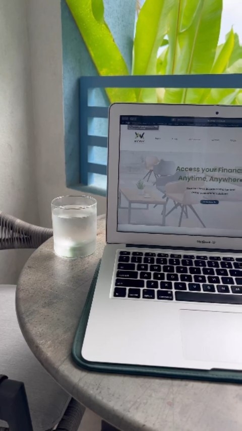 It’s Year 6 for MWC!!! 🥳🎈It was such a treat to meet up with clients, colleagues and tour my beautiful home Barbados! 🇧🇧
Heartfelt thanks to everyone who has supported us on this journey. Until we meet again! 💚