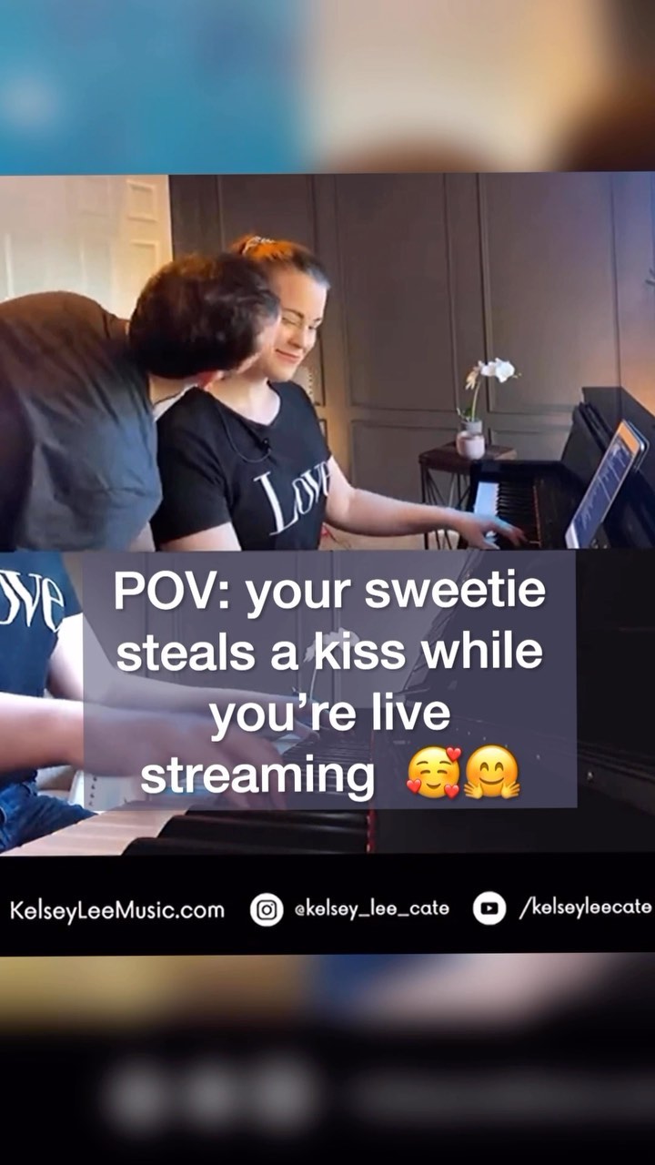 Surprise! 🤗 😘
🩵 true story, I heard David come in during my Thursday Night Live stream that night and hoped he’d come say hi … he sure did! 😍
Join me on YouTube for a future Th PM livestream and say hello in the chat! 👋
📺: @KelseyLeeCate (link in bio)
✨✨✨Also, I’m almost at 1k subscribers on YouTube!! Want to help me get there?! 🤗 lmk 👇 if you sub’d so I can thank you! 🩵😄
#instapianist #solopiano #pianistlife #lovebirds❤️ #relaxingpiano #relaxingmusic #kelseyleecate #kelseyleemusic #adreamisawish #disneymoment #sweetlove #sweetheart❤️ #sweetromance #marriagehumor #sweetcouple #besito #littlekiss