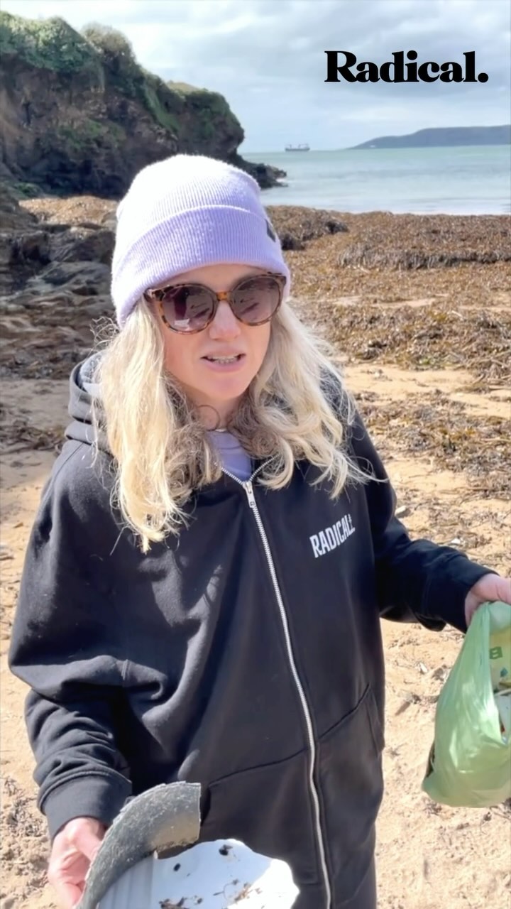 As the warm weather comes, why not take some time out of your beach day to help us have a quick clean up! If you tag us on here with your bag of rubbish we’ll send you a sticker pack. If we all do our bit then we can look after our coastlines. #beachcleanup #doyourbit #surfersagainstsewage #beachwaste #plasticpollution #beachclean #radicalclothinguk #beachcleaning #plasticfreeoceans #2minutebeachclean #protectouroceans #protectourplanet #saveouroceans #saveourseas #bethechange
