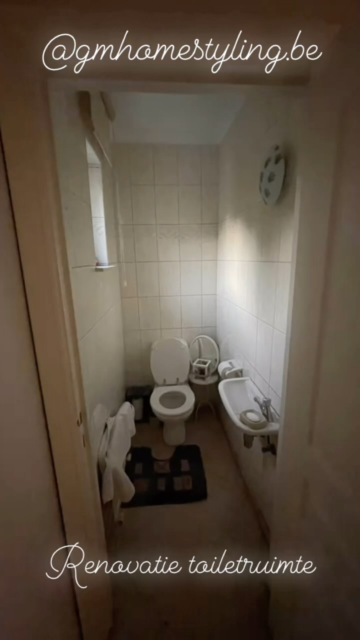 Make over toiletruimte
Muurlijsten van @oracdecor_benelux afgewerkt met een matte lak van Sikkens.