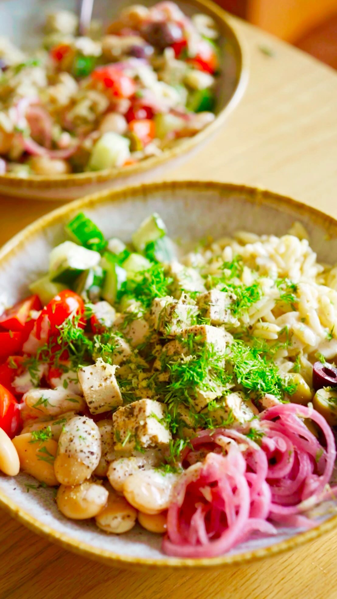 Herbed Tofu Feta 🌿
It’s tangy, salty, herby and perfect for salads, bowls, snack boards, or wherever you want to add a protein-packed Mediterranean flare.
Comment “tofu feta” to have the recipe sent to you 😌
#tofu #feta #summerrecipes #tofurecipes