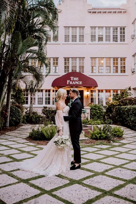 These two 🔥
Check out more details from this amazing day!
#weddingstyle #southfloridawedding #southfloridabride #weddingflowers #weddingdetails #weddingplanner #destinationwedding #luxurywedding #elegantwedding #shesaidyes #weddingdayready