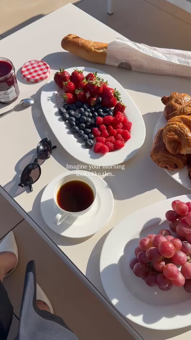 Some call it a dream. Others call it Sunday☕️
Because when you live here, mornings hit different.
Discover the French Riviera with us — your trusted real estate agency. Follow us & contact for exclusive homes by the sea! #avenirrealestate