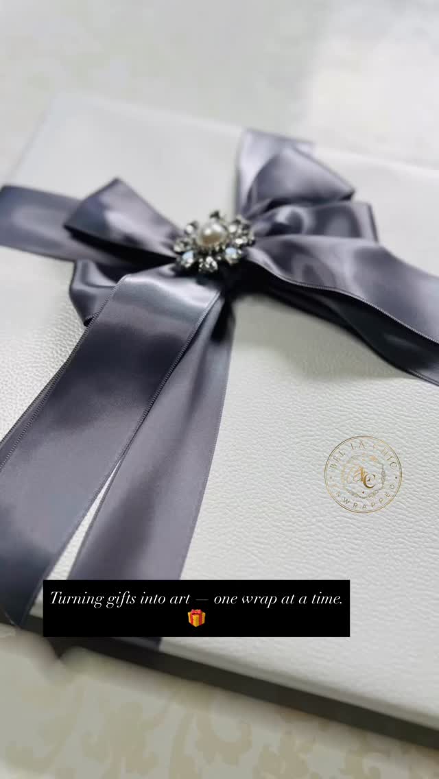 🎀 Because presentation does matter.
✨ Elevate your gifting experience with Bella Chic Enwrapped ✨
Whether it’s a birthday, wedding, holiday, or just because—your gift deserves to be wrapped in luxury. I create elegant, personalized, and show-stopping wraps that make every moment unforgettable. 🎁💫
📦 Now accepting bookings for custom gift wrapping!
#LuxuryGiftWrapping #BellaChicEnwrapped #CustomWraps #ElegantGifting #GiftStylist #ChicPackaging #ATLGiftWrapper #bellachicenwrapped_ #bellachicenwrappedgiftservices #luxurygifting #wrappingpresents