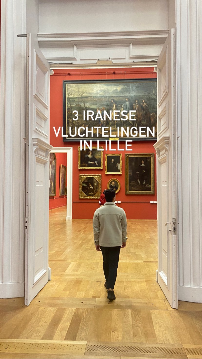 Uiteraard heb ik Mohamed, Samir en Ferdin gevraagd of ik hen mocht filmen en de beelden mocht delen. Ze zeiden geen schaamte te hebben, omdat ze niets verkeerds gedaan hebben. En terecht. Ze hebben hun familie achter gelaten om te zoeken naar een veilige plek om ze naartoe te laten komen. Na 10 landen te hebben gezien, zonder paspoort en met gevaar voor eigen leven, zaten de twee mannen en de jongen van 16 jaar hier op straat. Met z’n drieën onder één dekentje. Ondenkbaar. Gelukkig hebben jullie ervoor gezorgd dat we verschil voor ze konden maken. Ik wil jullie wel duizend keer bedanken!🫶🏼
Het is ook meteen een reminder om heel dankbaar te zijn voor het dak boven ons hoofd en om te zorgen voor de mensen die het moeilijker hebben dan wij. Zie ze. Hoor ze.❤️
#vluchtelingen