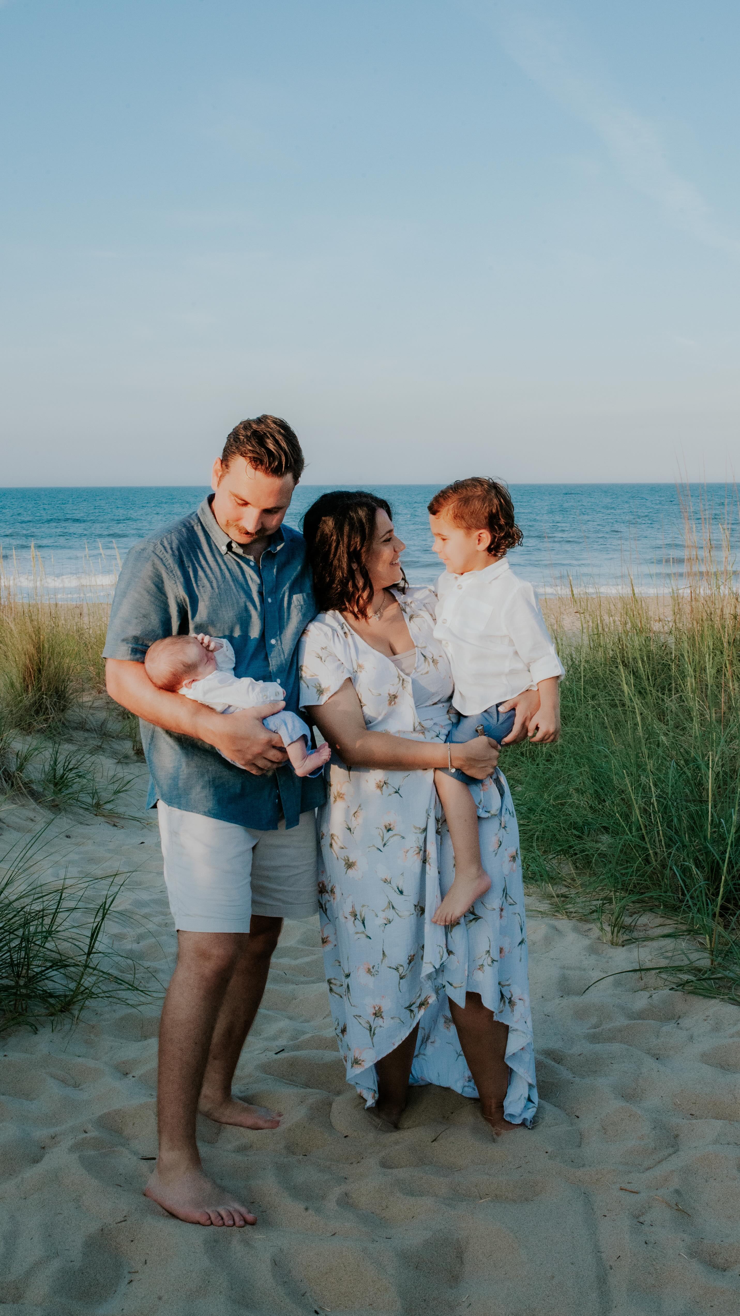 If you ask me about owning a business . . .
The short answer is I love living my dream but the real answer is it's hard.
⢠it's hard have the resilience to keeping going
⢠it's hard juggling work and family
⢠it's hard wanting to work non-stop
⢠it's hard having the confidence to keep showing up
⢠it's hard no matter what
Everyone's hard is different. Choose the HARD that pushes you to be the best version of yourself š¤