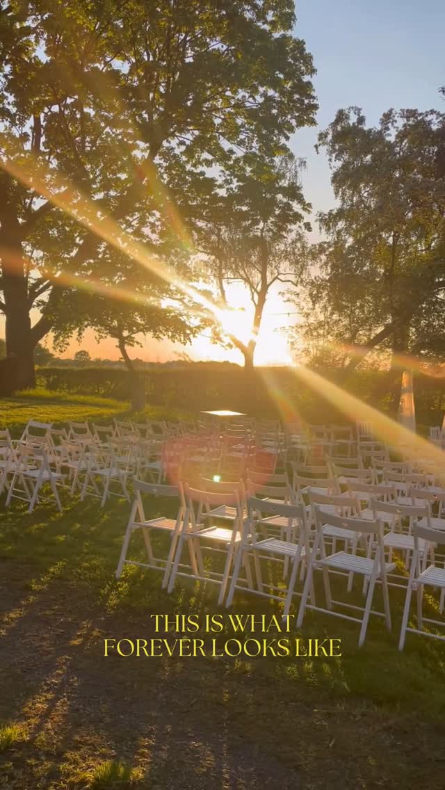 This is what forever looks like ✨
Location: @kornscheune_eventlocation
Hair&Makeup: @sarah.schminkt
Kleid: @hochzeitsrausch_brautmoden
#realwedding #hochzeit #hochzeitsfotografie #weddingday #theysaidyes #weddingvibes #loveandwildhearts #belovedstories #hochzeitnrw
