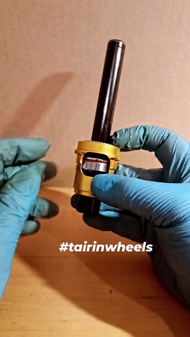 We often get distracted by the simple fun of #magnets when assembling the R1's. Such a treat!
.
.
.
#patented #globally 💯 🚲🚲🚲 #canadian #bigbearings #quality #assembledhere #handbuiltwheels #wheelsets #engineered #proprietarydesign #performance #wheels #boost #premiumalloy #tubeless #tubelesswheels #tairinwheels #enduro #mtb #enduromtb #yvr #604 #hub #wheelbuilding #bike #bikelife #vancouverbc