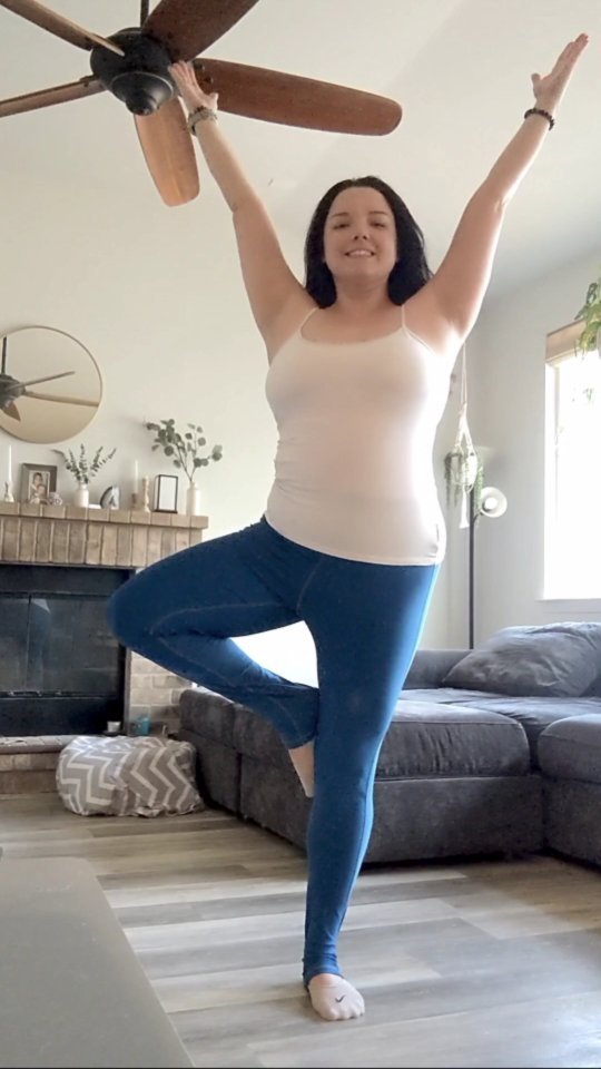Yogi + Dancer Challenge! Pirouette to Tree Pose 💜
#yoga #fitness #meditation #yogapractice #yogainspiration #challenge #yogalife #yogaeverydamnday #yogi #mindfulness #yogateacher #yogalove #workout #gym #yogaeveryday #motivation #pilates #namaste #health #wellness #yogagirl #yogaeverywhere #dance #yogachallenge #healthylifestyle #fitnessmotivation #yogapose #healing #fit #peace