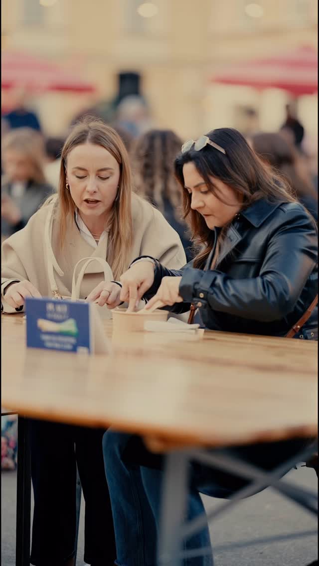 Vidimo se ovaj petak od 18h na @place.market.cro
Radujemo se druženju nakon petka pauze! Stižemo na neradni dan i uživalo sve do ponoć! #petkomjedemonaplacu #placemarket #croatiafulloflife