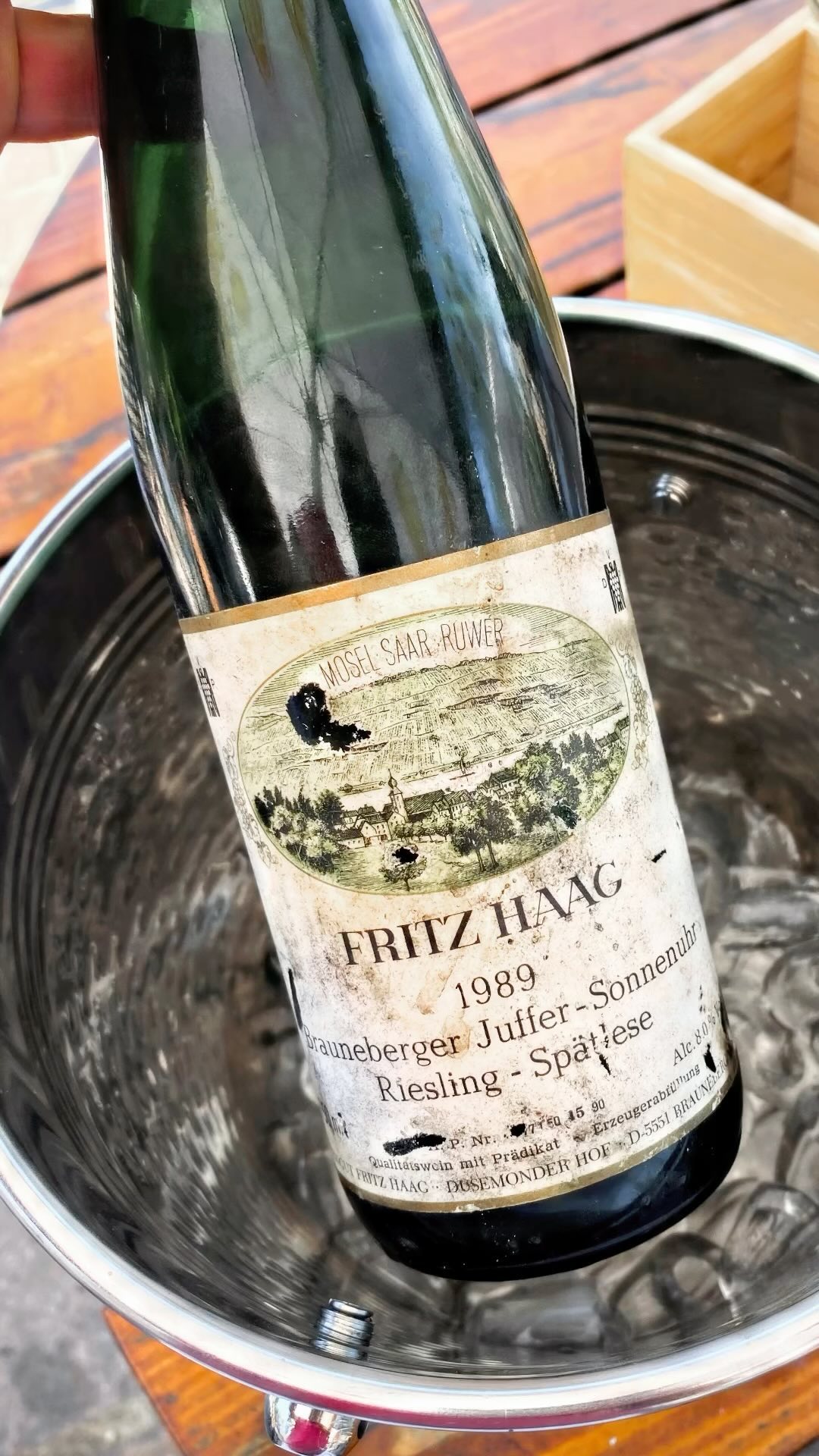 Riesling never dies!
Riesling is a white wine with amazing ageing potential especially in the late harvest / prädikats styles.
I’d be happy to help you add some old gold - Riesling to your collection 📞 🍾
#oldgold #riesling #winesofgermany #auslese #spätlese #mosel #rheingau #winecollectors #winetours #vdp
@weingutwegeler @fritzhaagwinery @weingut.lehnert.veit @buerklinwolf @st_antony @augustkesseler @weinguthermannludes 🥂@drthanisch
