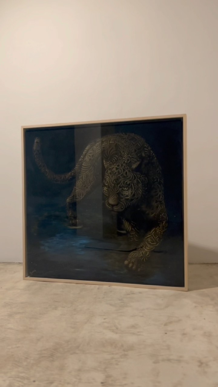 Marco de caja Veneciana con vidrio 🖼️
Te ayudamos a proteger de la mejor manera tus piezas de arte, pregunta por nuestros distintos marcos.
#enmarcado #enmarcados #marco #obradearte #piezadearte #piezadearteúnica #galerias #galeriadearte #museosnacionales #oaxaca #oaxacamexico #artist #reelviral #videoviral