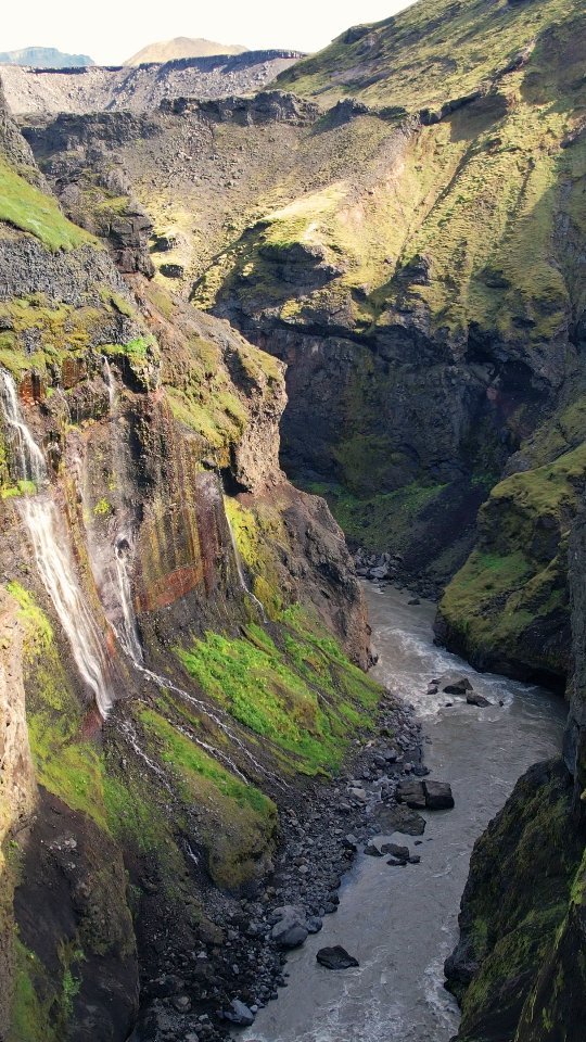 Iceland 🇮🇸
Markarfljótsgljúfur is on the most impressive canyon in iceland.
.
.
.
.
.
#iceland #iceland🇮🇸 #visiticeland #icelandphotography #iceland_photography #icelandroadtrip #icelandnature #icelandicnature #traveliceland #guidetoiceland #exploreiceland #icelandsecret #icelandscape #icelandadventure #iloveiceland #discovericeland #icelandexplored #southiceland #southiceland🇮🇸 #visitsouthiceland #landscapephotography #wonderful_places #discovernature #roamtheplanet #discoverearth #awesome_earthpix #beautifuldestinations #canyon #icelandcanyon