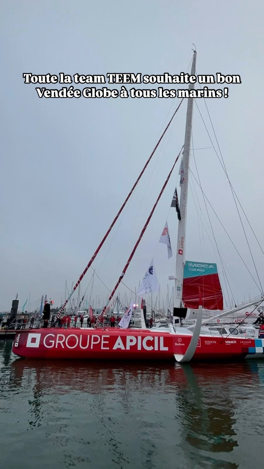 Merci à @brice.ln @gl_loic @eric_delamare_ @gilles pour leurs photos et surtout pour leur travail tout au long de cette préparation à ce départ de ce Vendée Globe 🌍 ! Merci à @titidegrasse @oliviercaubet et @icomfrance pour cette très belle collaboration !
