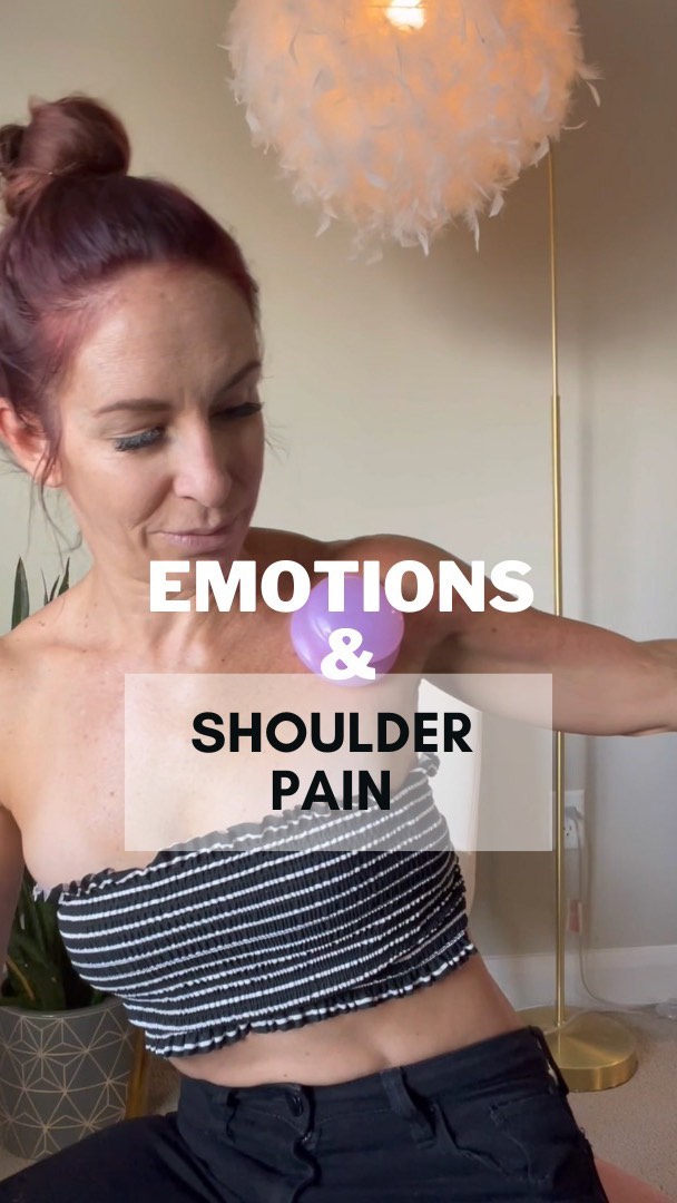 I have started implement more light touch energy work (cranial sacral massage) into every session because of the emotional component that most injuries carry. Actually I’ve been giving people extra time because I want you to try it out 😉Also if you want to follow more of my emotional healing program go here @fearlesslyhealing